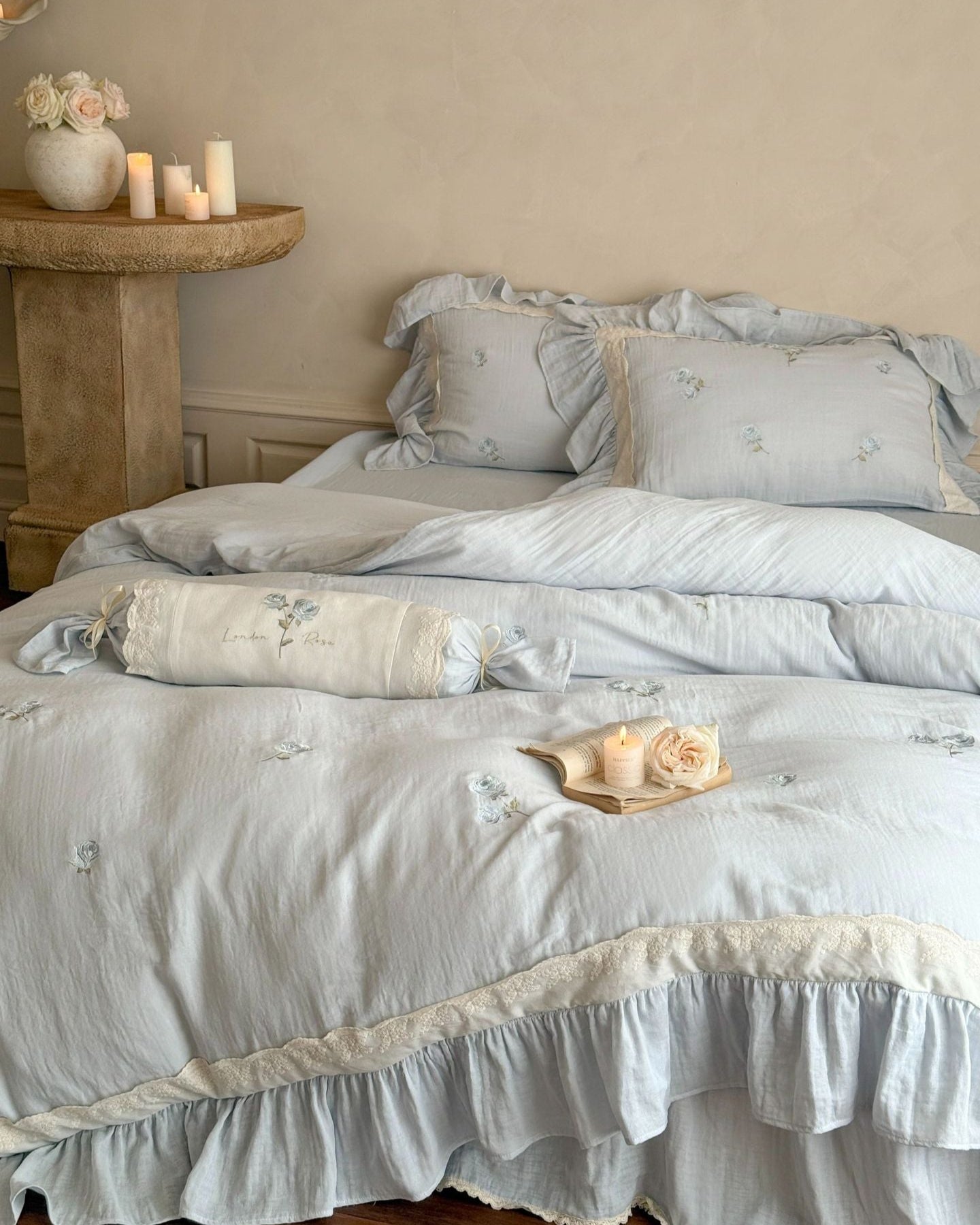 Beatrice Rose Lace Ruffle Bedding Set / Blue - Ever Lasting
