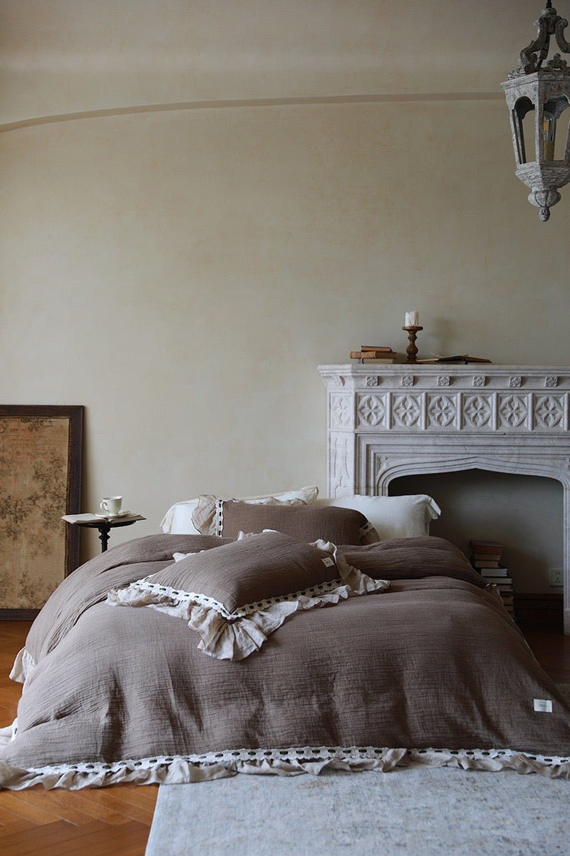 - Ever Lasting - Belle Lace Ruffle Bedding Set / Brown - Bedding Set - Ever Lasting