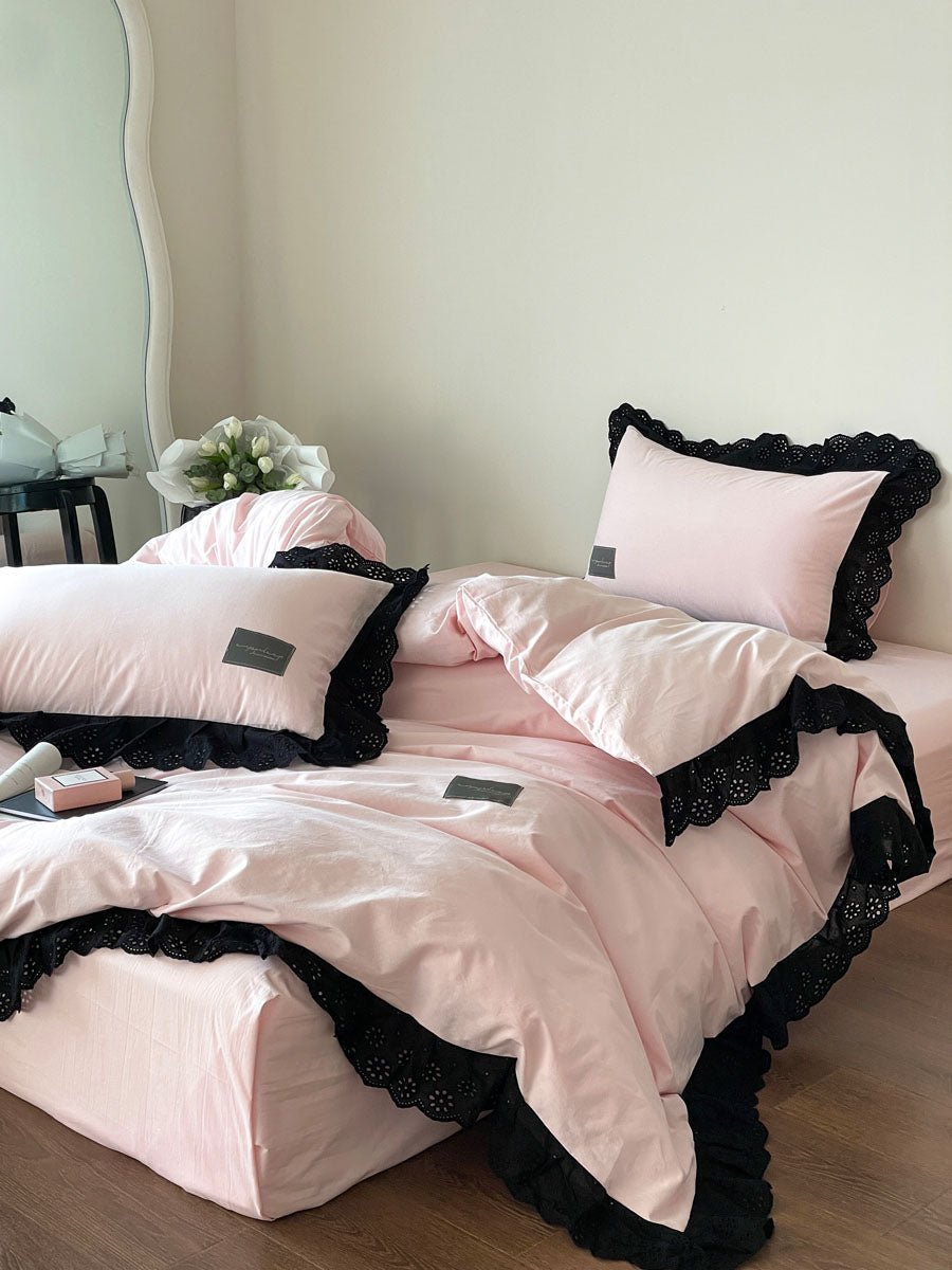 - Ever Lasting - Black Lace Ruffle Bedding Set / Purple - Bedding Set - Ever Lasting