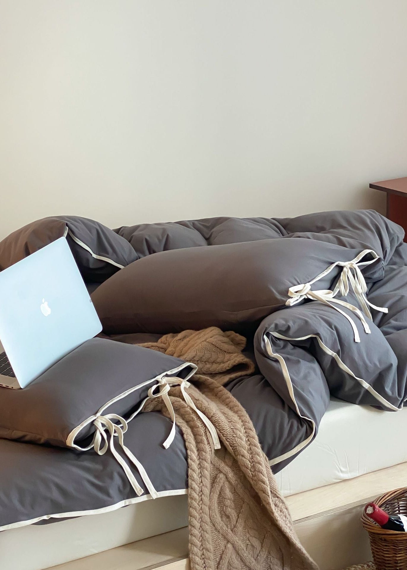 - Ever Lasting - Brianna Ribbon Tied Pillowcases (3 Shades) - Pillowcases - Ever Lasting