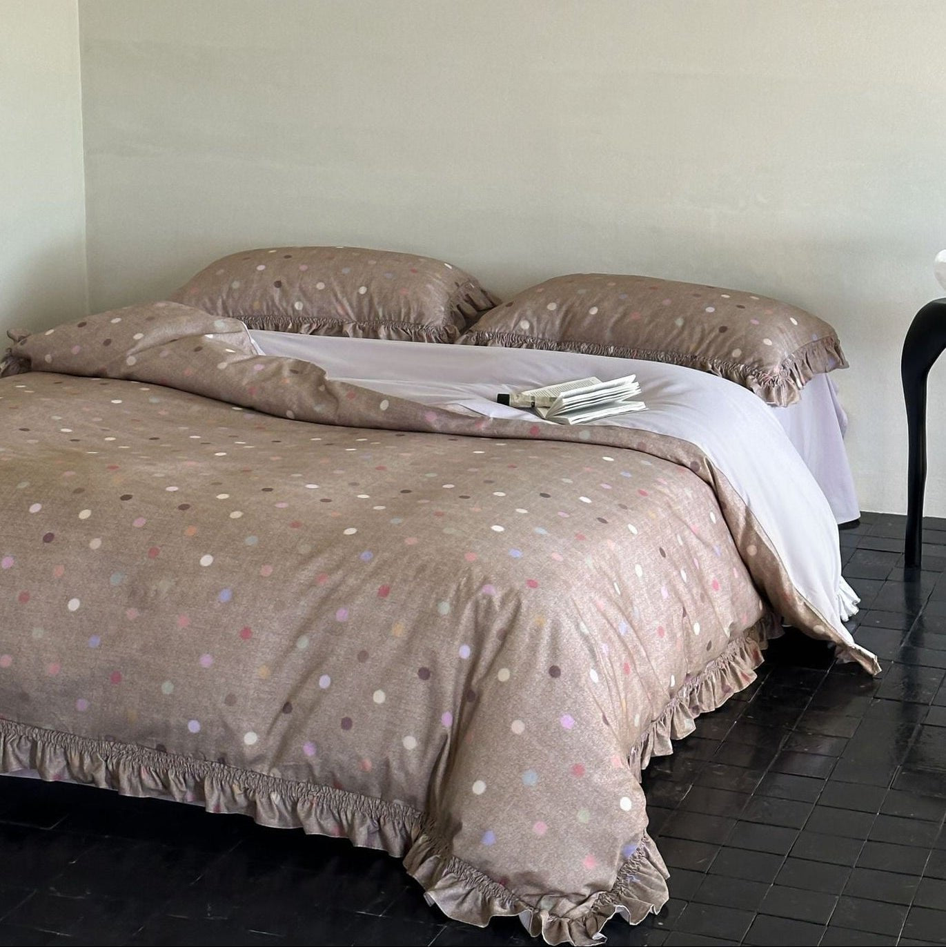 - Ever Lasting - Brielle Polka Dot Ruffle Bedding Set / Beige - Bedding Set - Ever Lasting