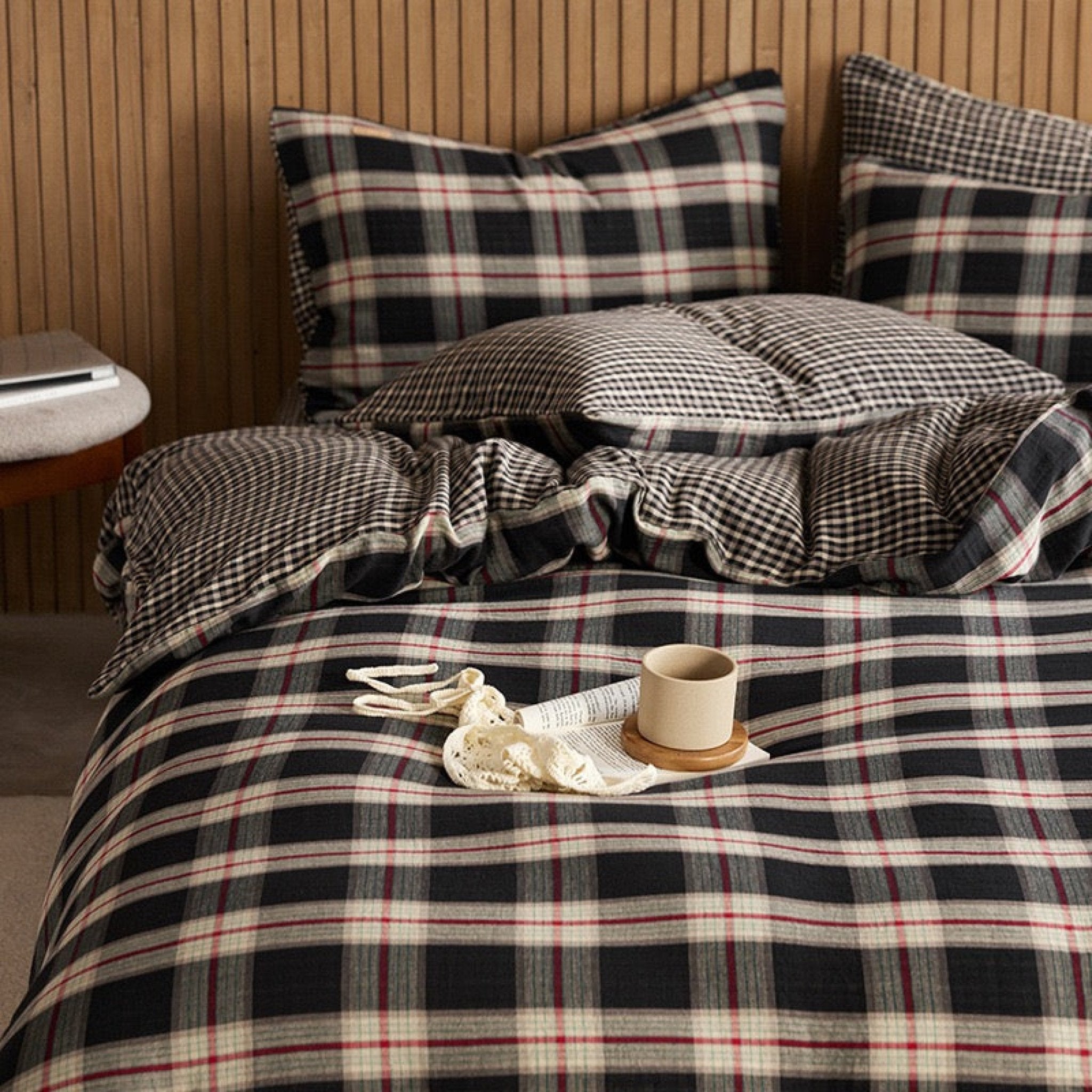 British Vintage Plaid Bedding Set / Black - Ever Lasting