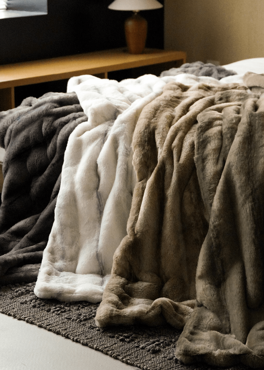 - Ever Lasting - Caleb Fleece Throw Blanket / Gray - Blankets - Ever Lasting