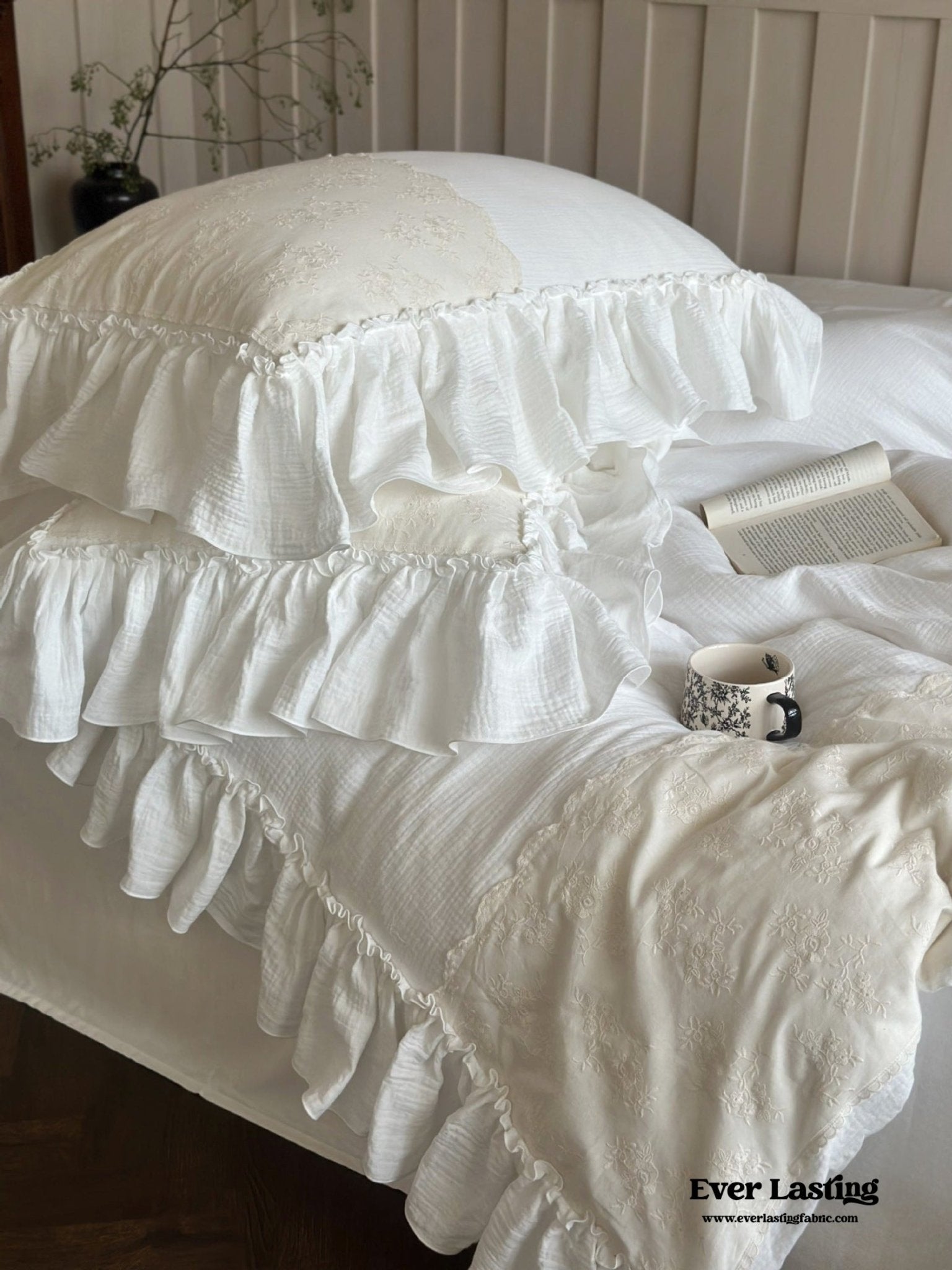 Celeste Soft Lace Embroidered Ruffle Bedding Set / Pink - Ever Lasting