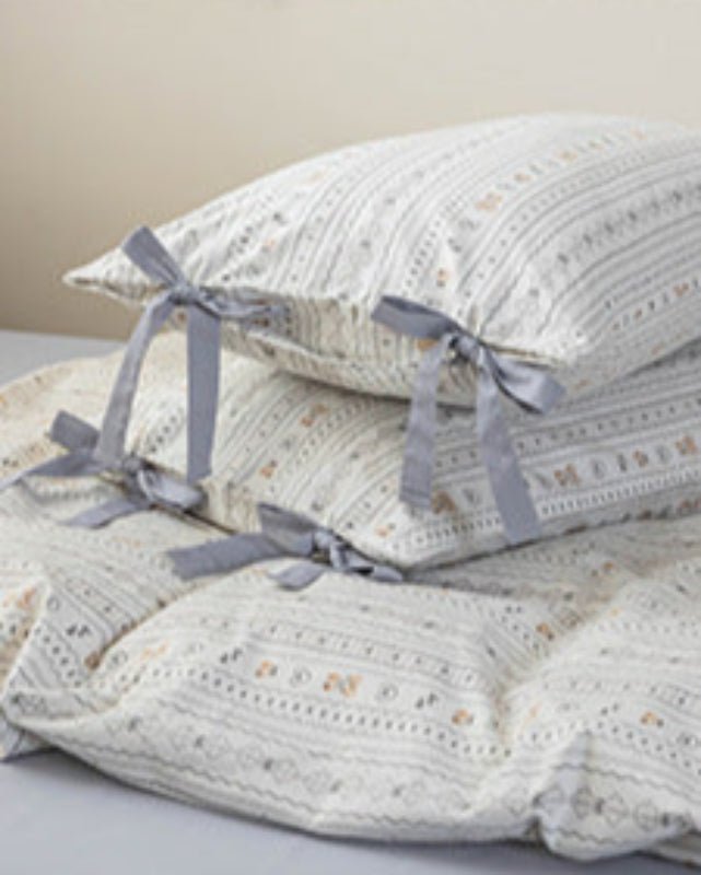 Celia Cottage Ribbon Bow Tie Floral Bedding Set / Blue - Ever Lasting