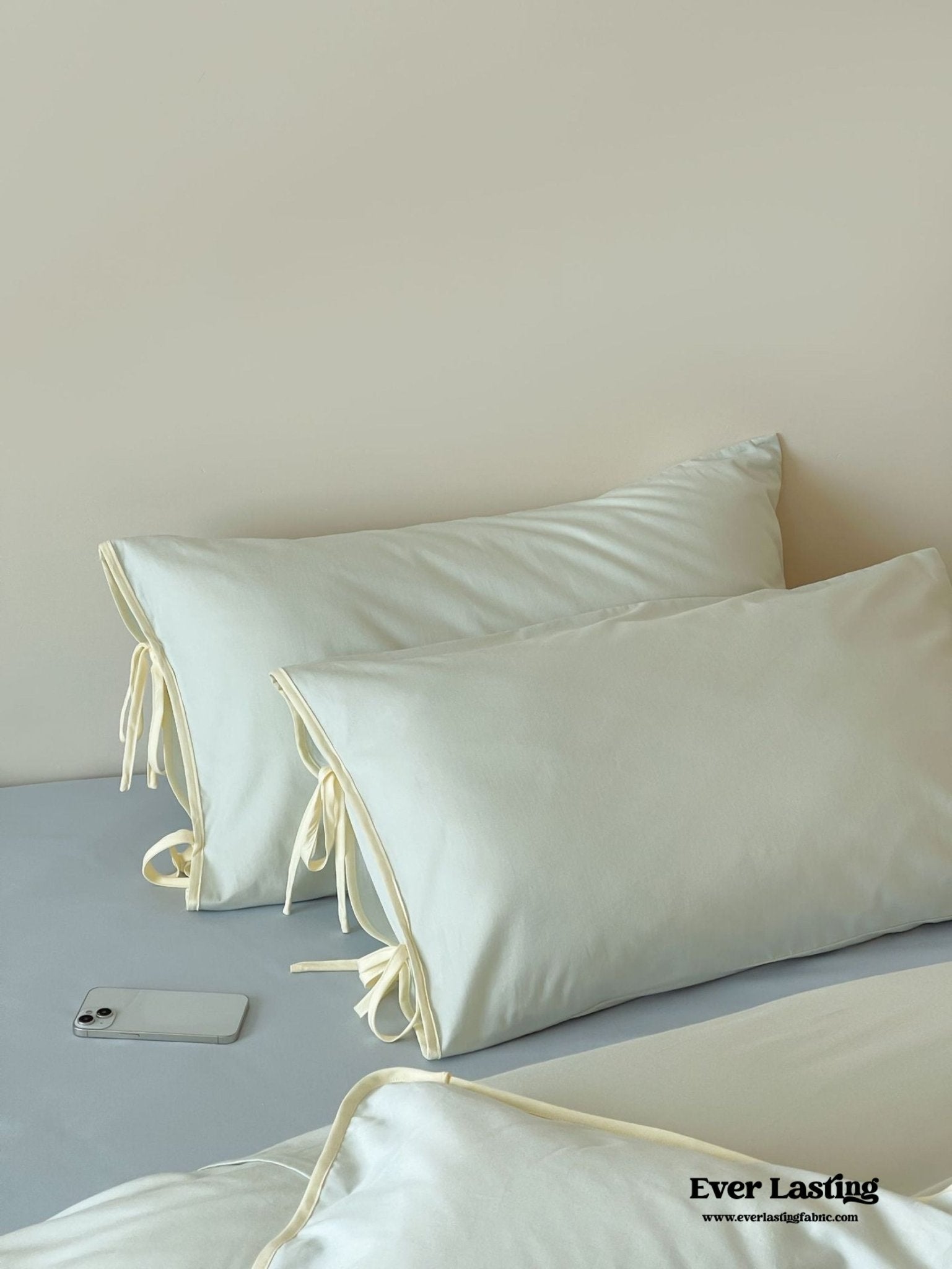 Chloe Minimalist Solid Tie Cotton Bedding Set / Cream with Blue Ties - Ever Lasting