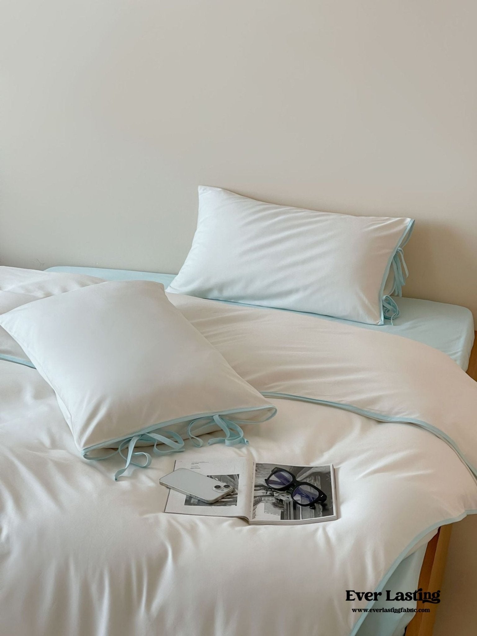 Chloe Minimalist Solid Tie Cotton Bedding Set / Cream with Blue Ties - Ever Lasting