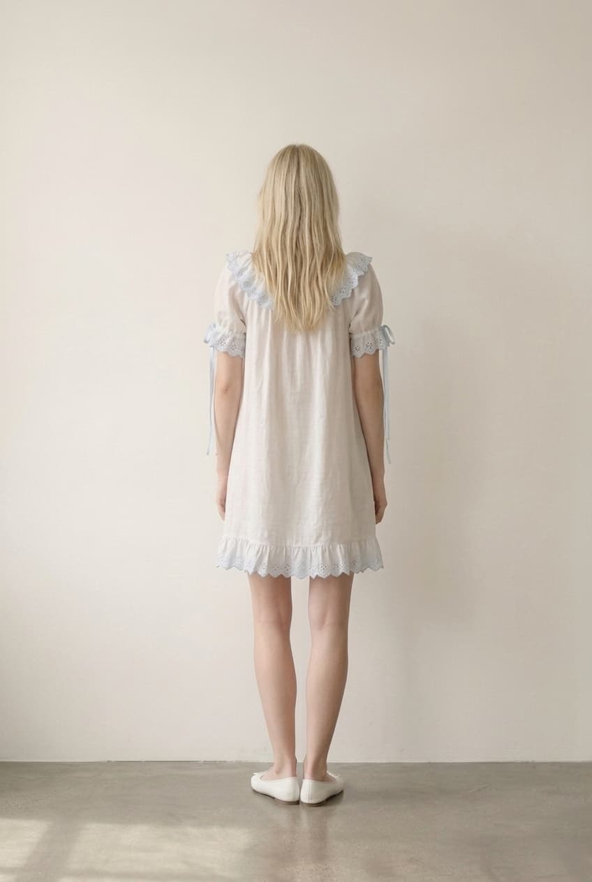 Cloudberry Ruffle Short-Sleeved Nightgown / White