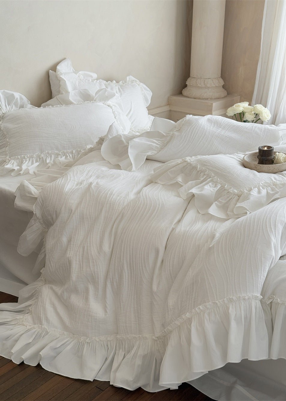 - Ever Lasting - Clover Jacquard Ruffle Lace Bedding Bundle - Bedding Set - Ever Lasting