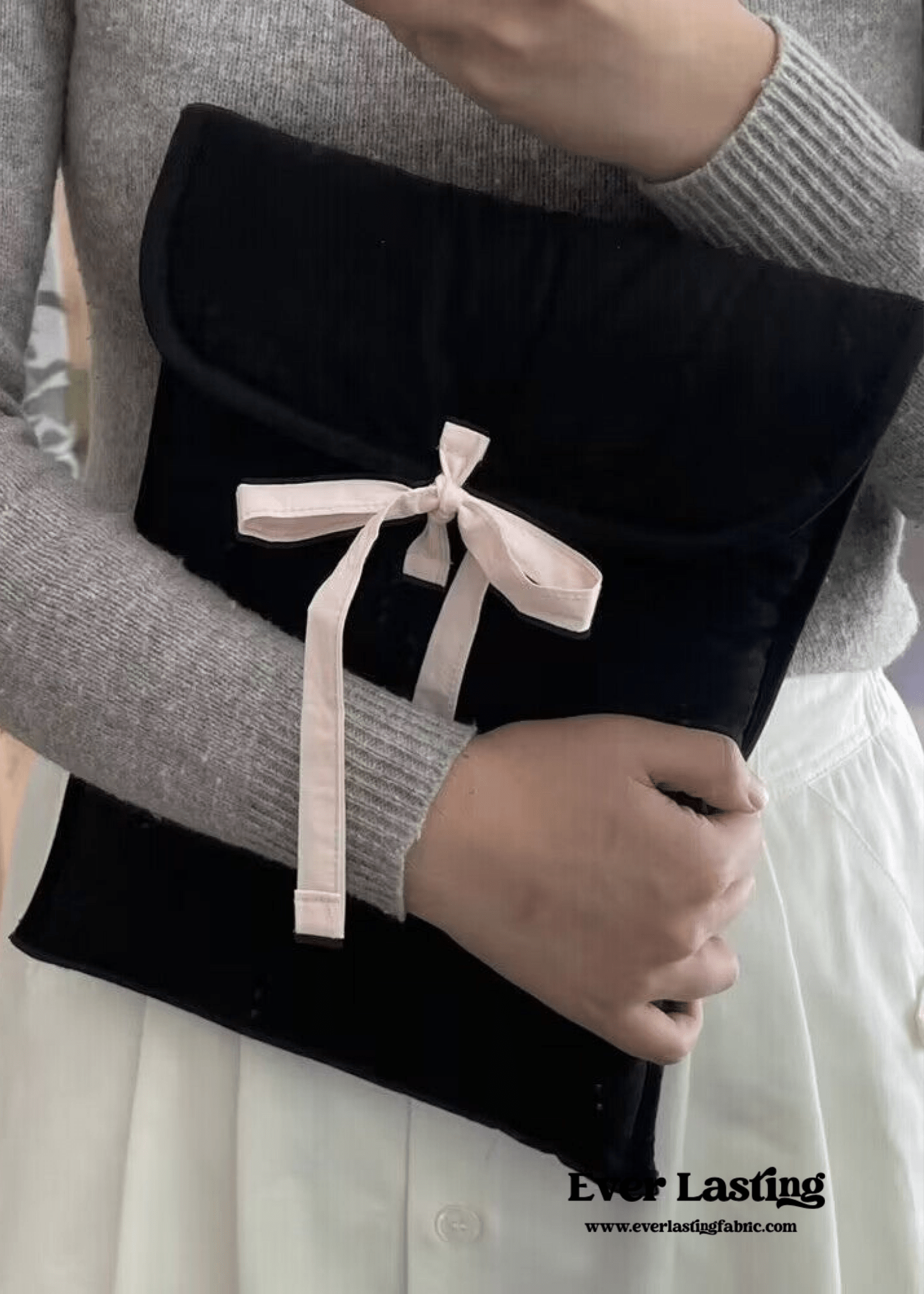 - Ever Lasting - Coquette Laptop Case / Black + Pink - Laptop Case - Ever Lasting