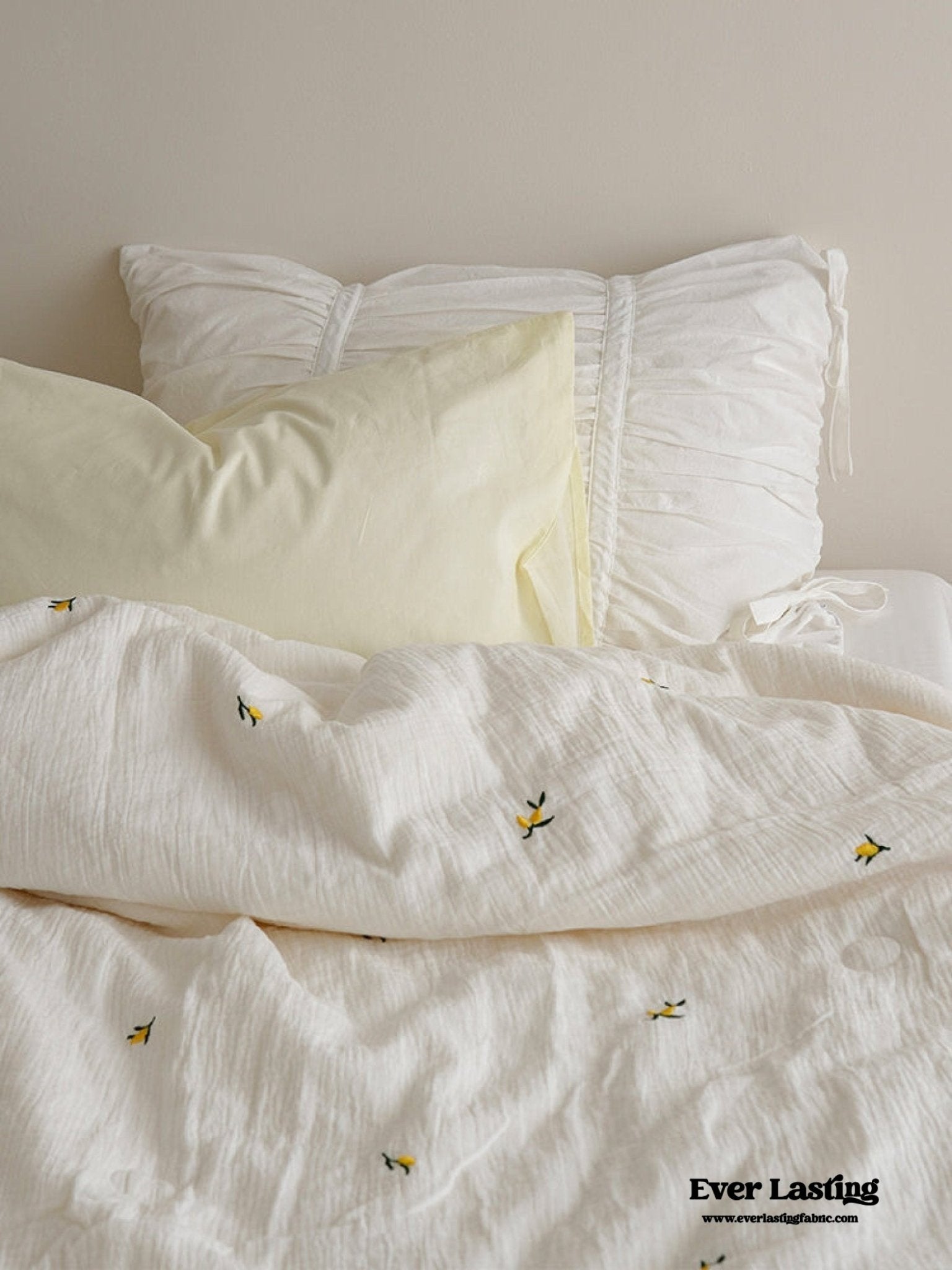 Coquette Ribbon Ties Pillowcases / White - Ever Lasting