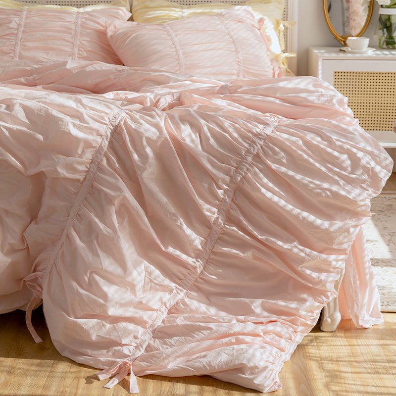 - Ever Lasting - Coquette Ruffle Bedding Set with Ties / White - Bedding Set - Ever Lasting