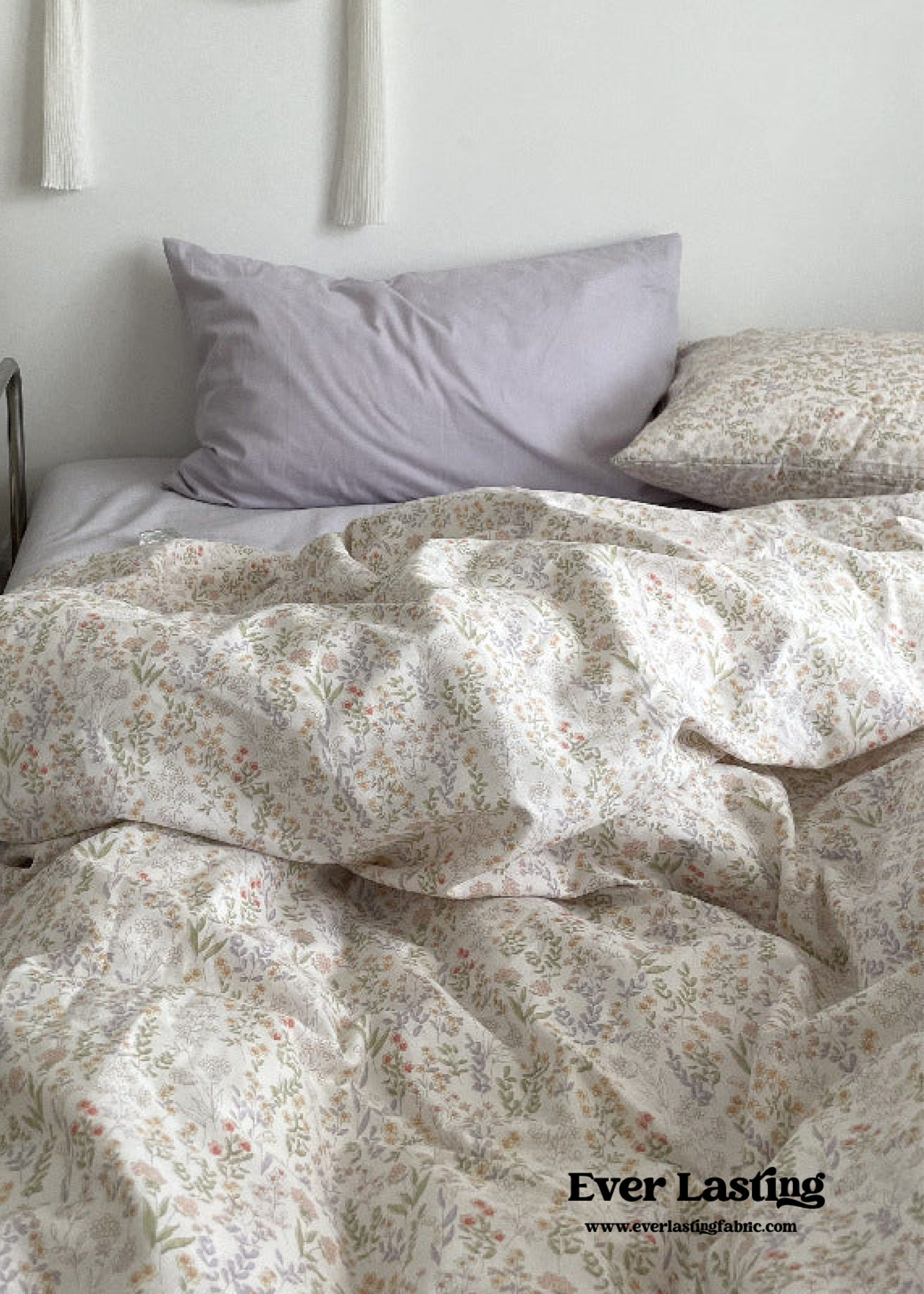 Cottage Floral Bedding Set / Lilac Purple