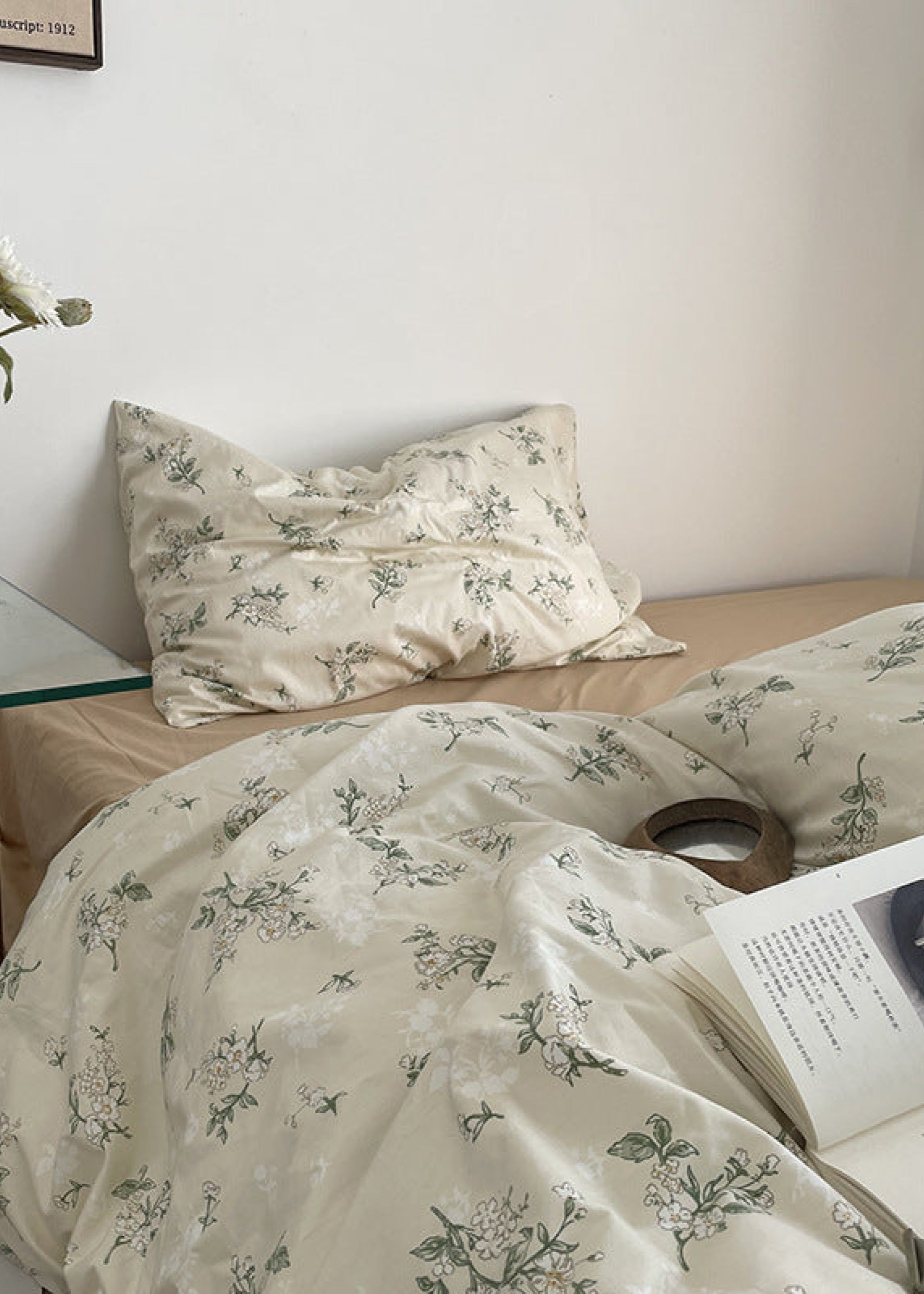 Cottage Floral Bedding Set / Orange Beige