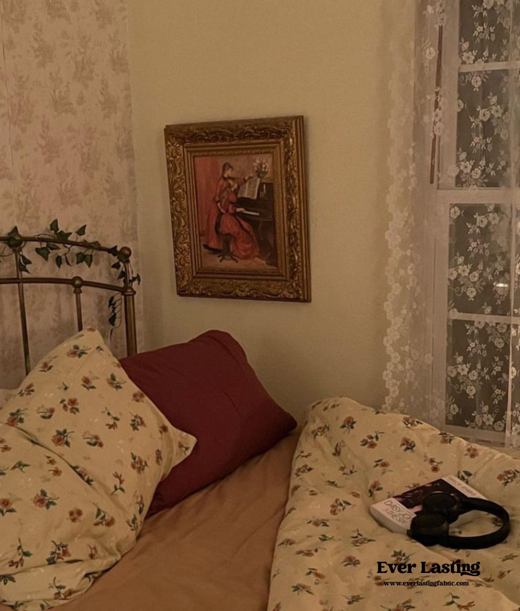 Cottage Floral Bedding Set / Lilac Purple - Ever Lasting