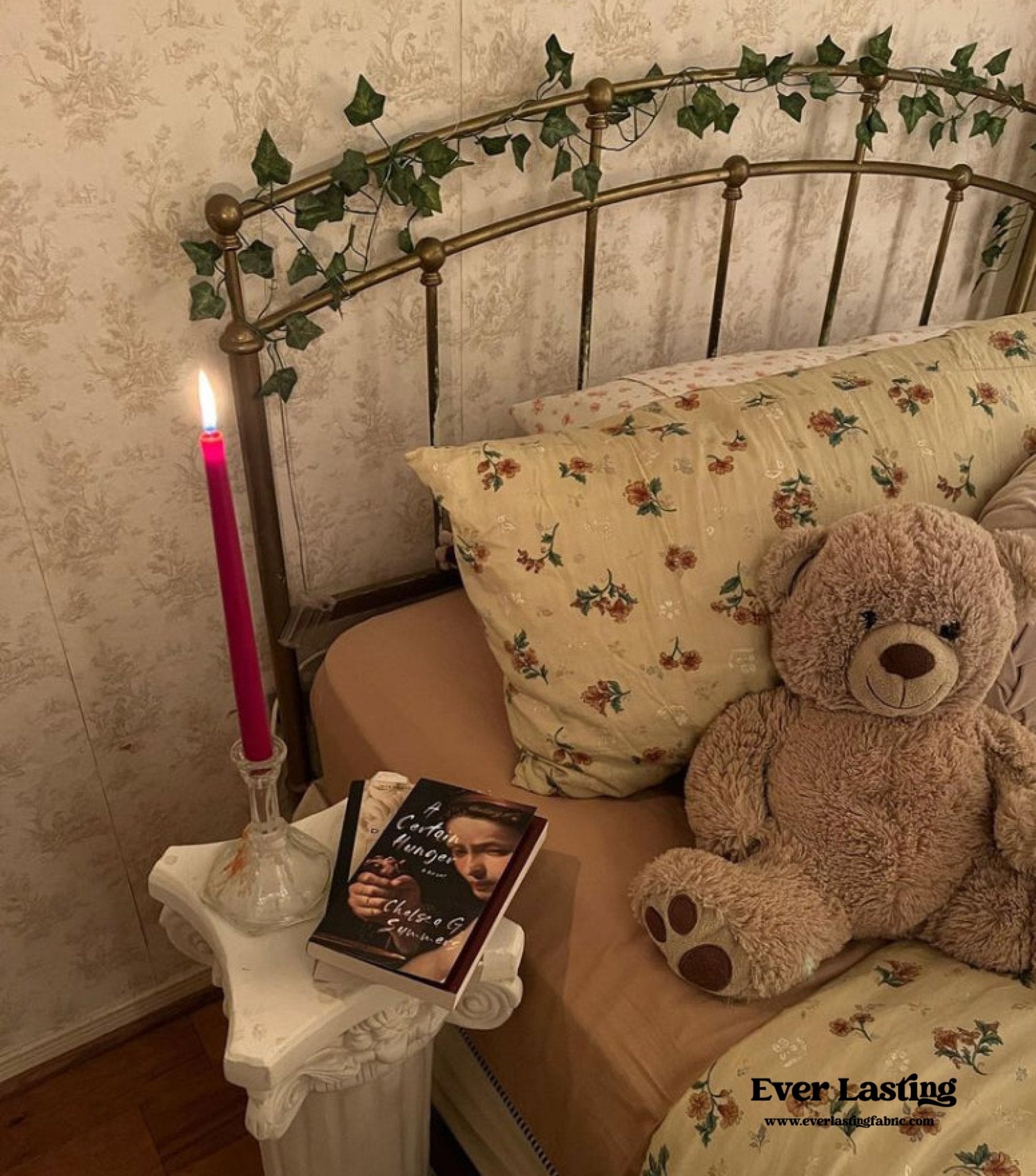 Cottage Floral Bedding Set / Lilac Purple - Ever Lasting