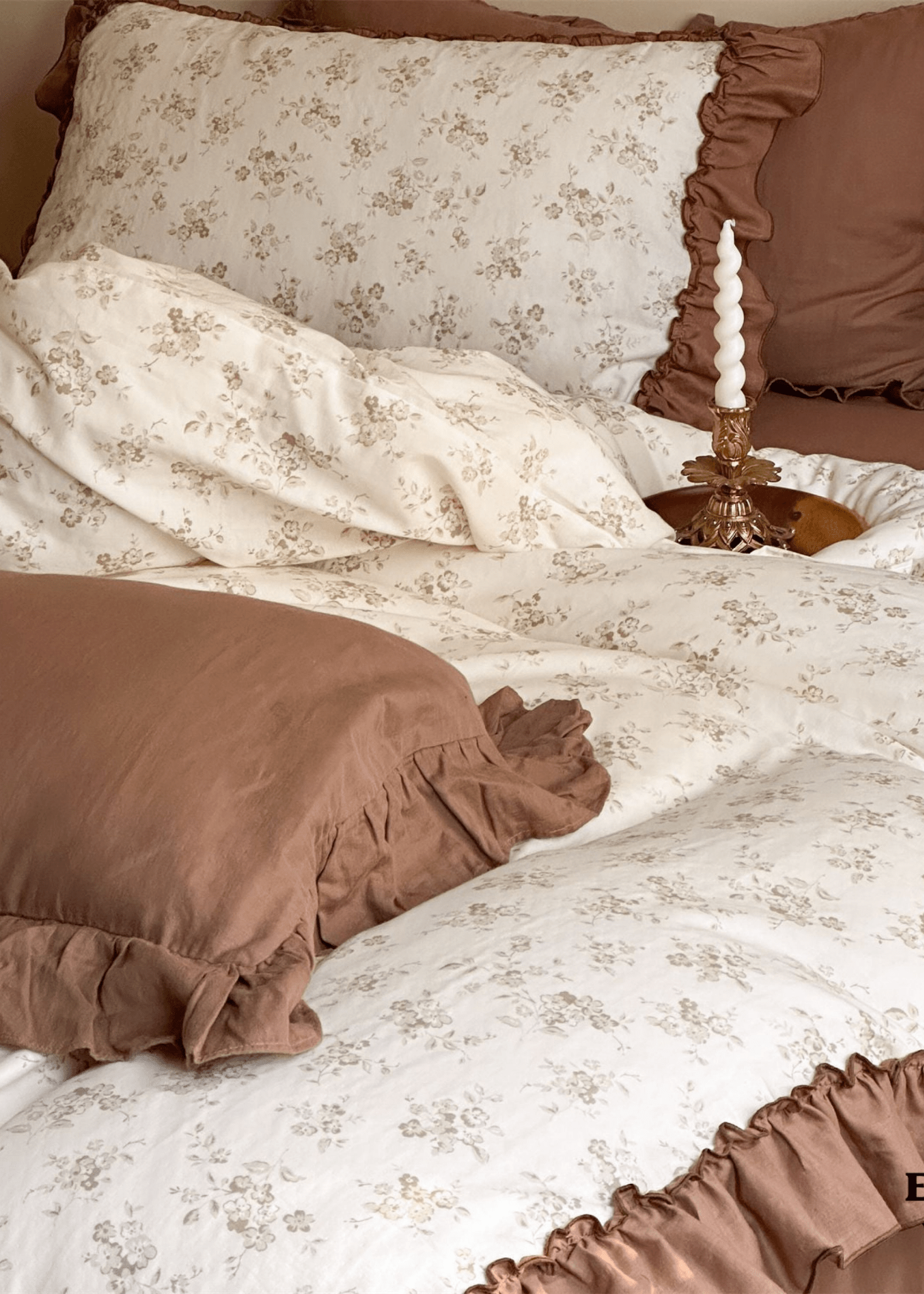 Cottage Inspired Ruffle Bedding Set / Soft Blue - Ever Lasting