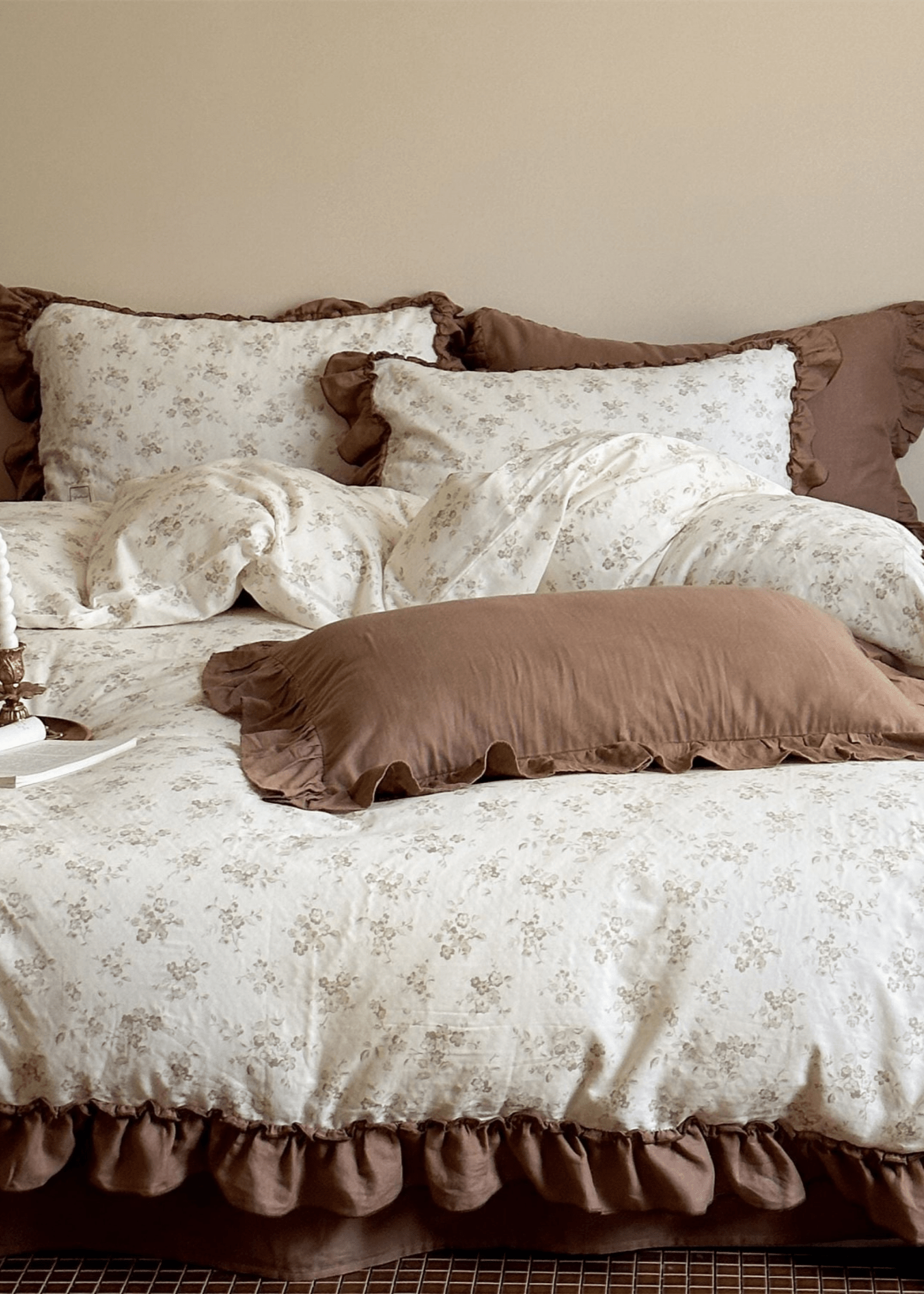 Cottage Inspired Ruffle Bedding Set / Soft Brown - Ever Lasting