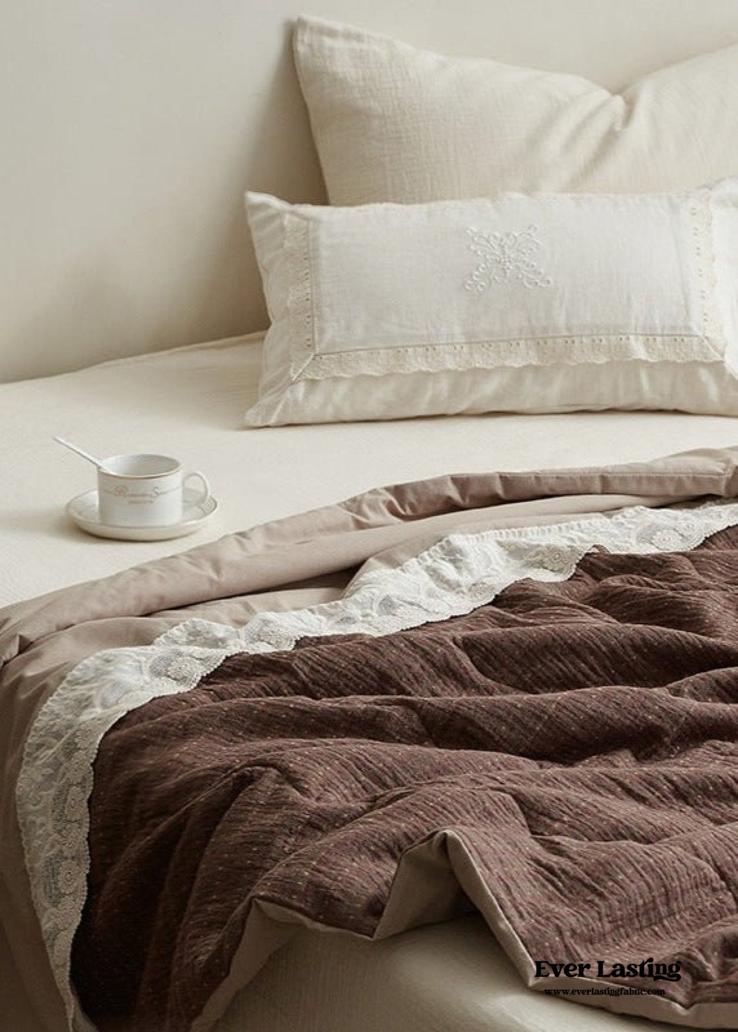 Cotton Quilt with Lace Trim – Soft Textured Bed Blanket for All Seasons / Red & Brown - Ever Lasting