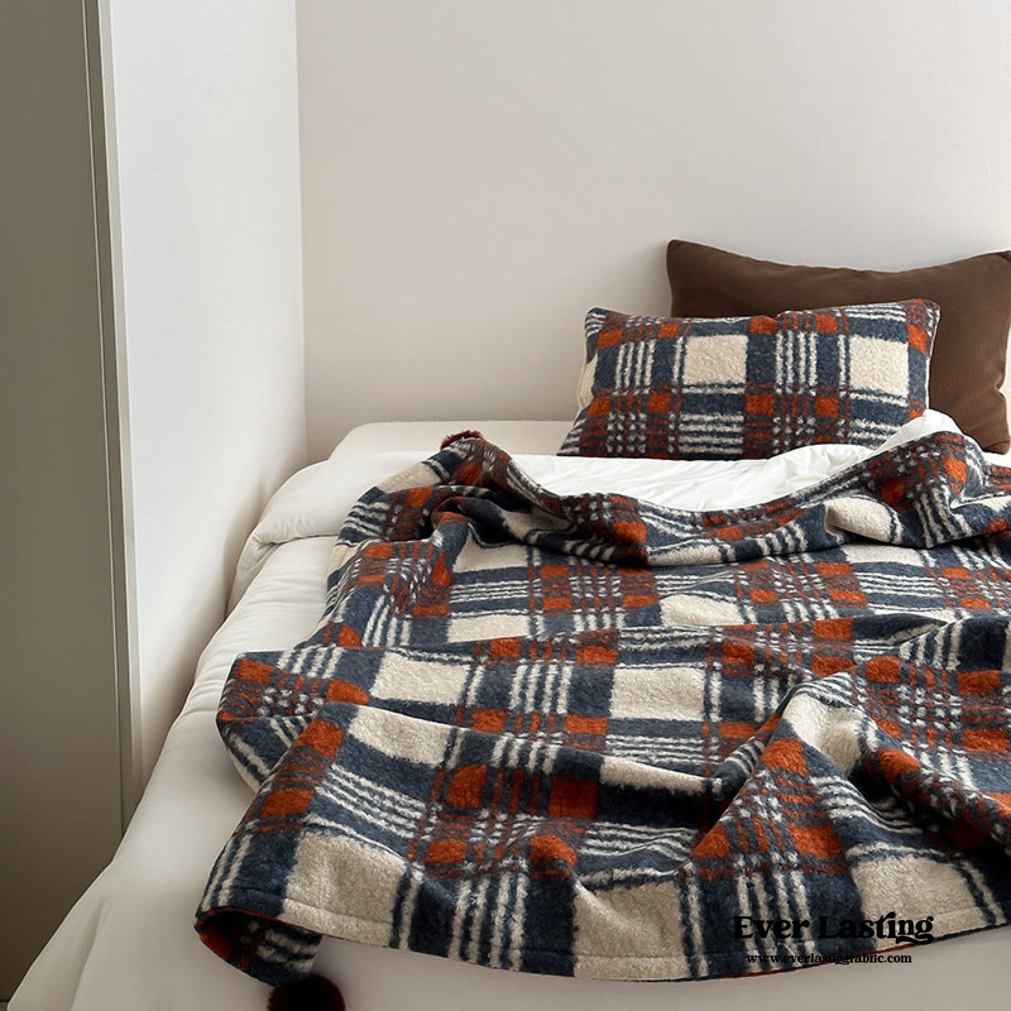 Cozy Plaid Wool Throw Blanket / Blue - Ever Lasting