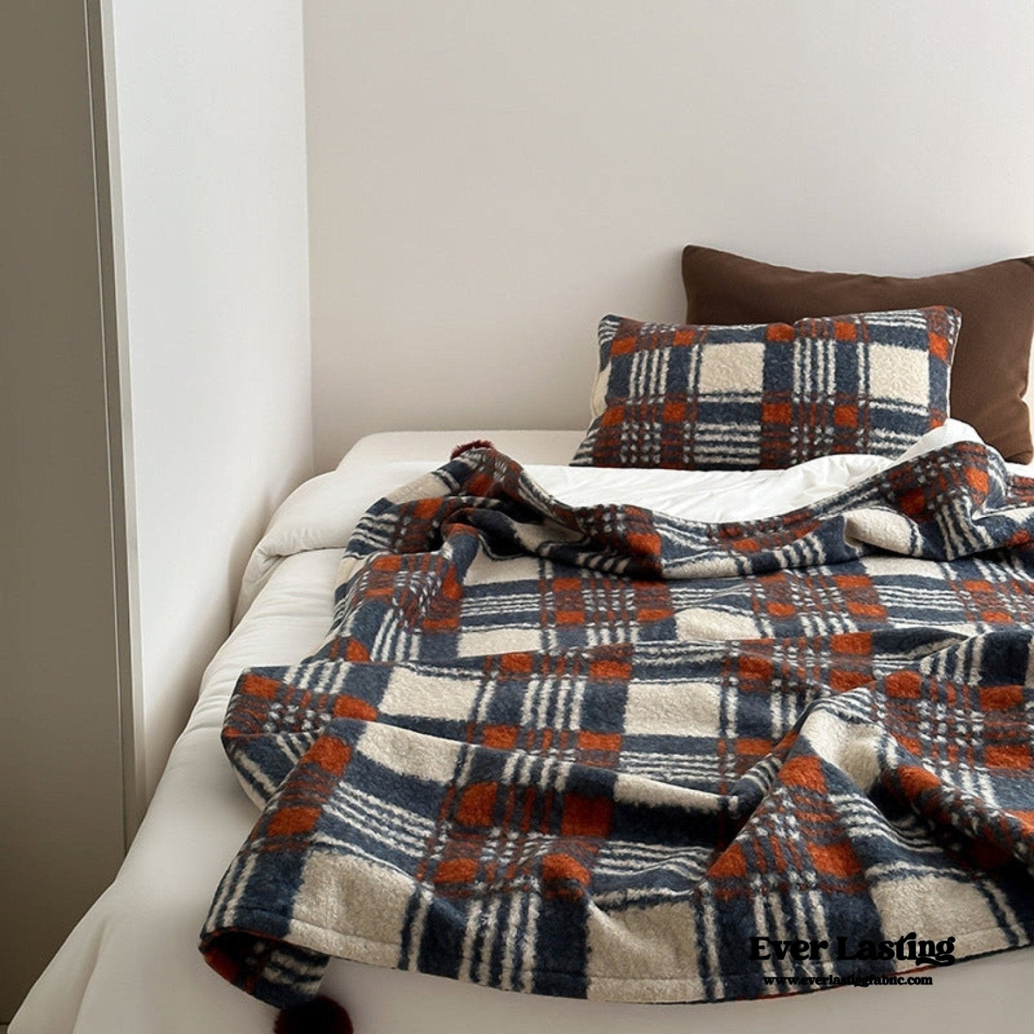 Cozy Plaid Wool Throw Blanket / Red - Ever Lasting