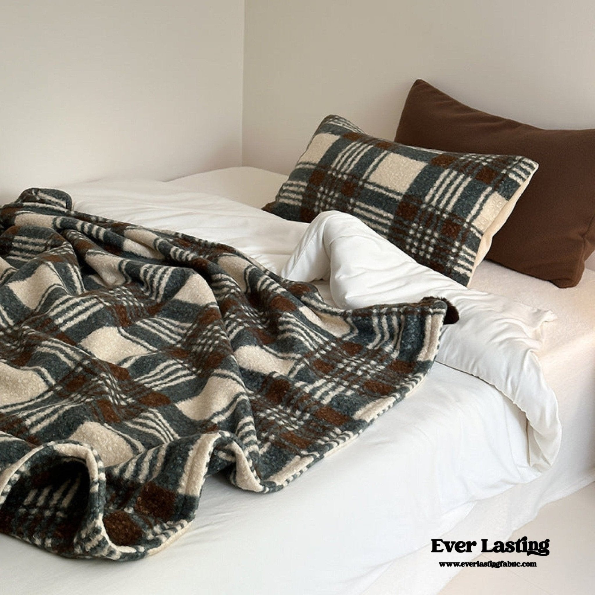 Cozy Plaid Wool Throw Blanket / Red - Ever Lasting