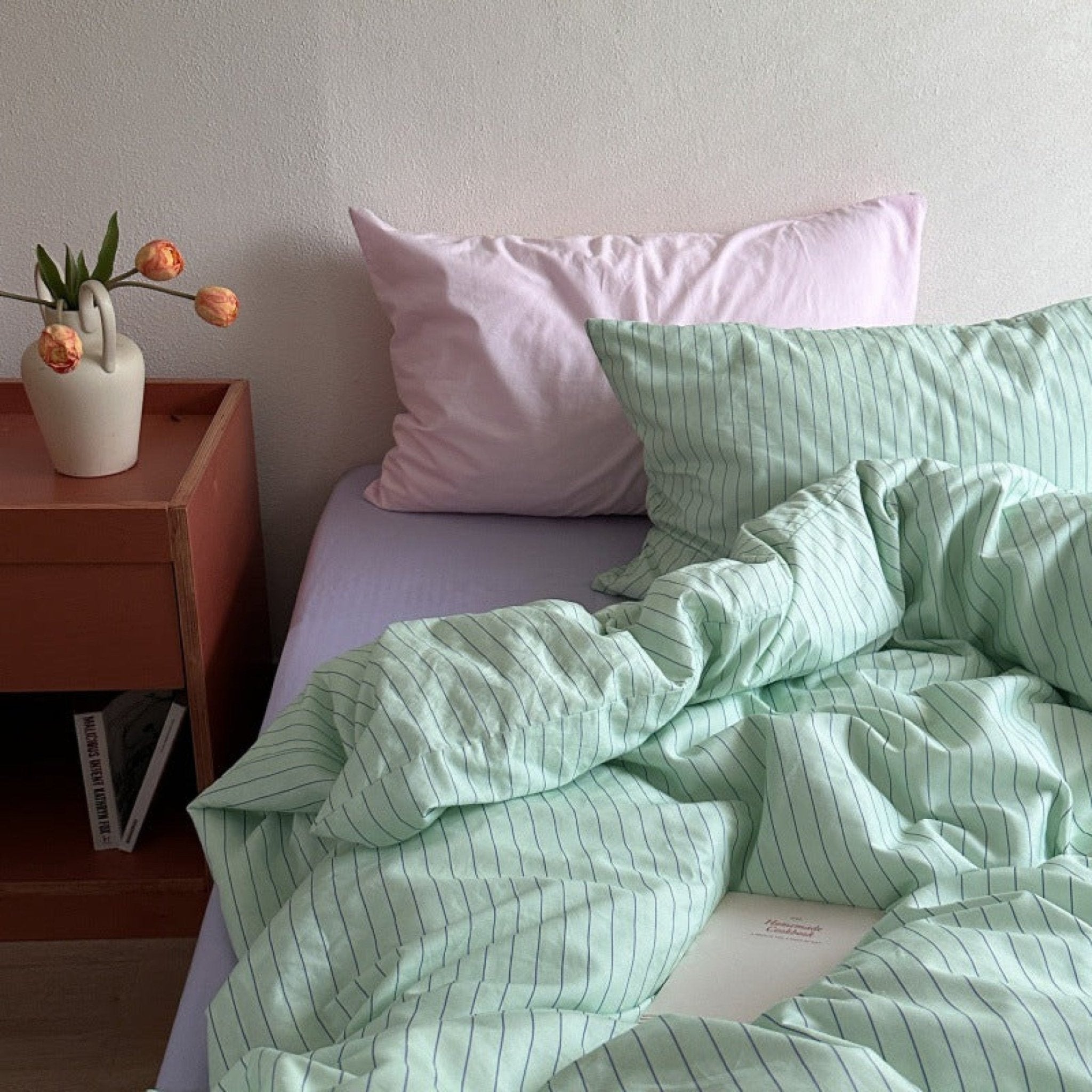 Daisy Mint Fresh Striped Bedding Set / Purple & Pink - Ever Lasting