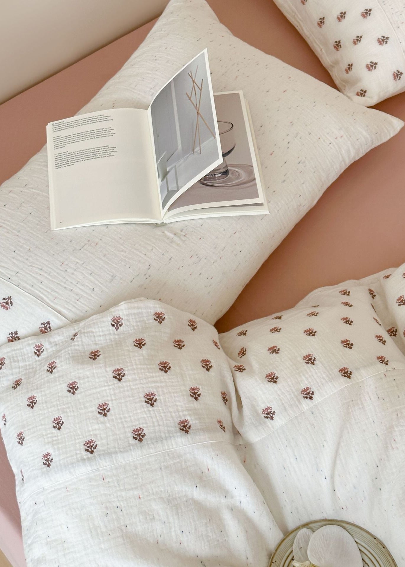 Delilah Floral Double Gauze Bedding Bundle - Ever Lasting