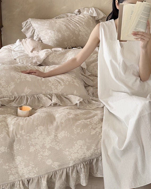 Desirée Vintage Floral Ruffled Bedding Bundle - Ever Lasting
