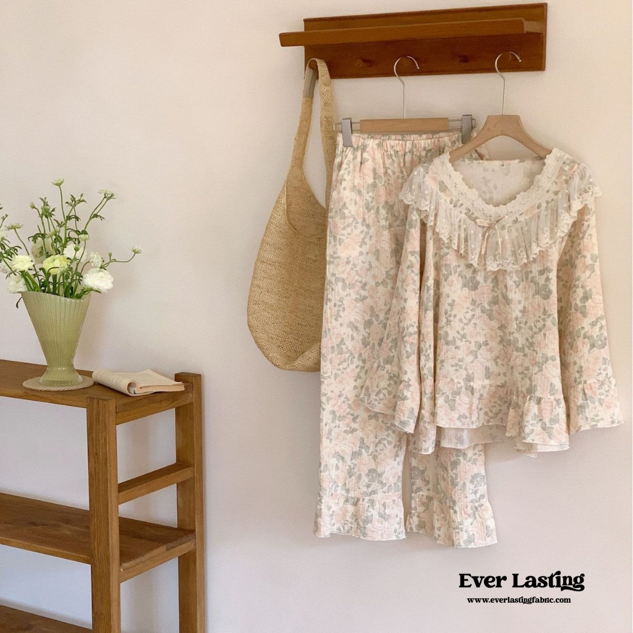 Double Gauze Lace Collar Pajama Set / Blue - Ever Lasting