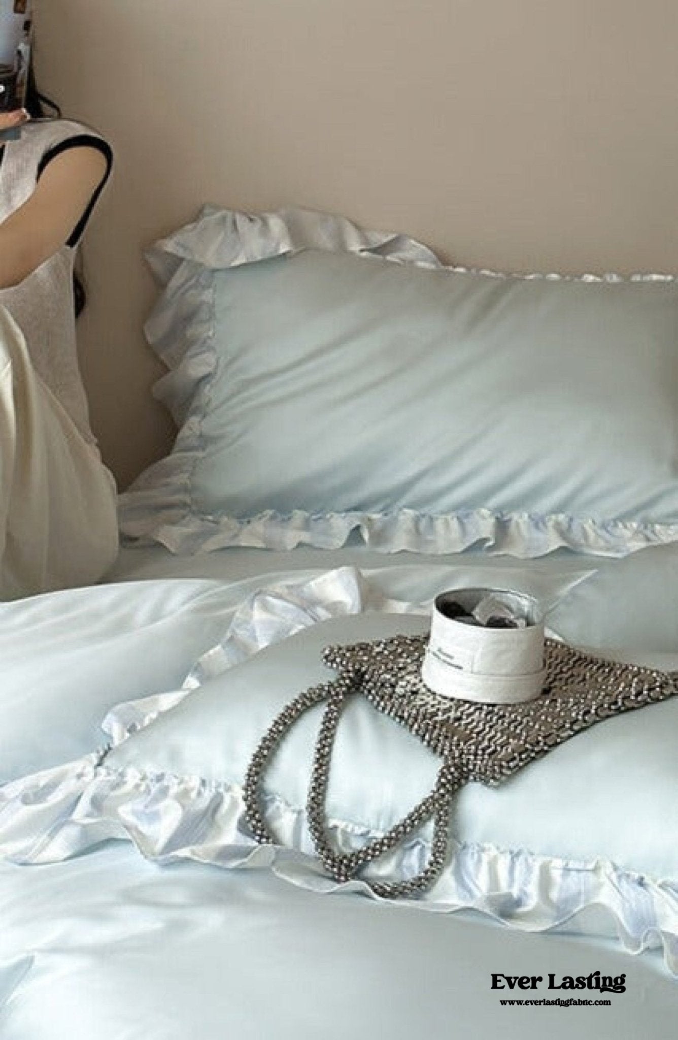 Dreamy Silky Ruffle Tencel Bedding Set / Pink - Ever Lasting