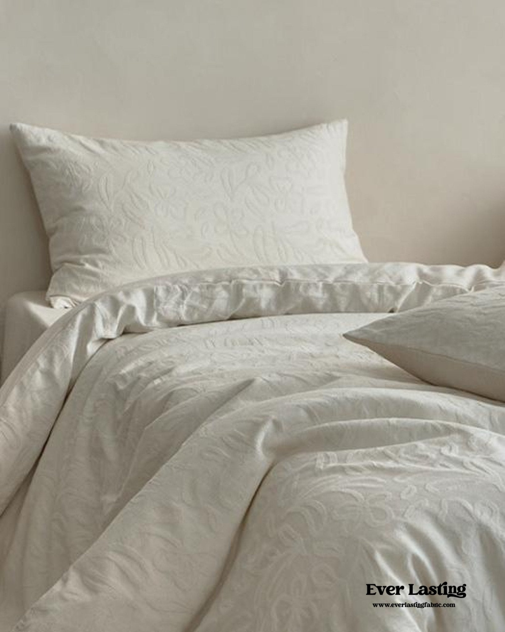 Elin Tencel Silky Jacquard Bedding Set / Sunrise - Ever Lasting