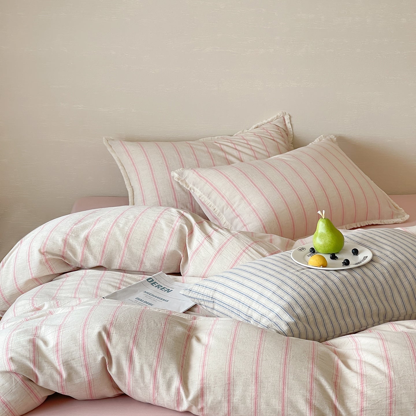 - Ever Lasting - Elina Striped Bedding Set / Black Stripes - Bedding Set - Ever Lasting