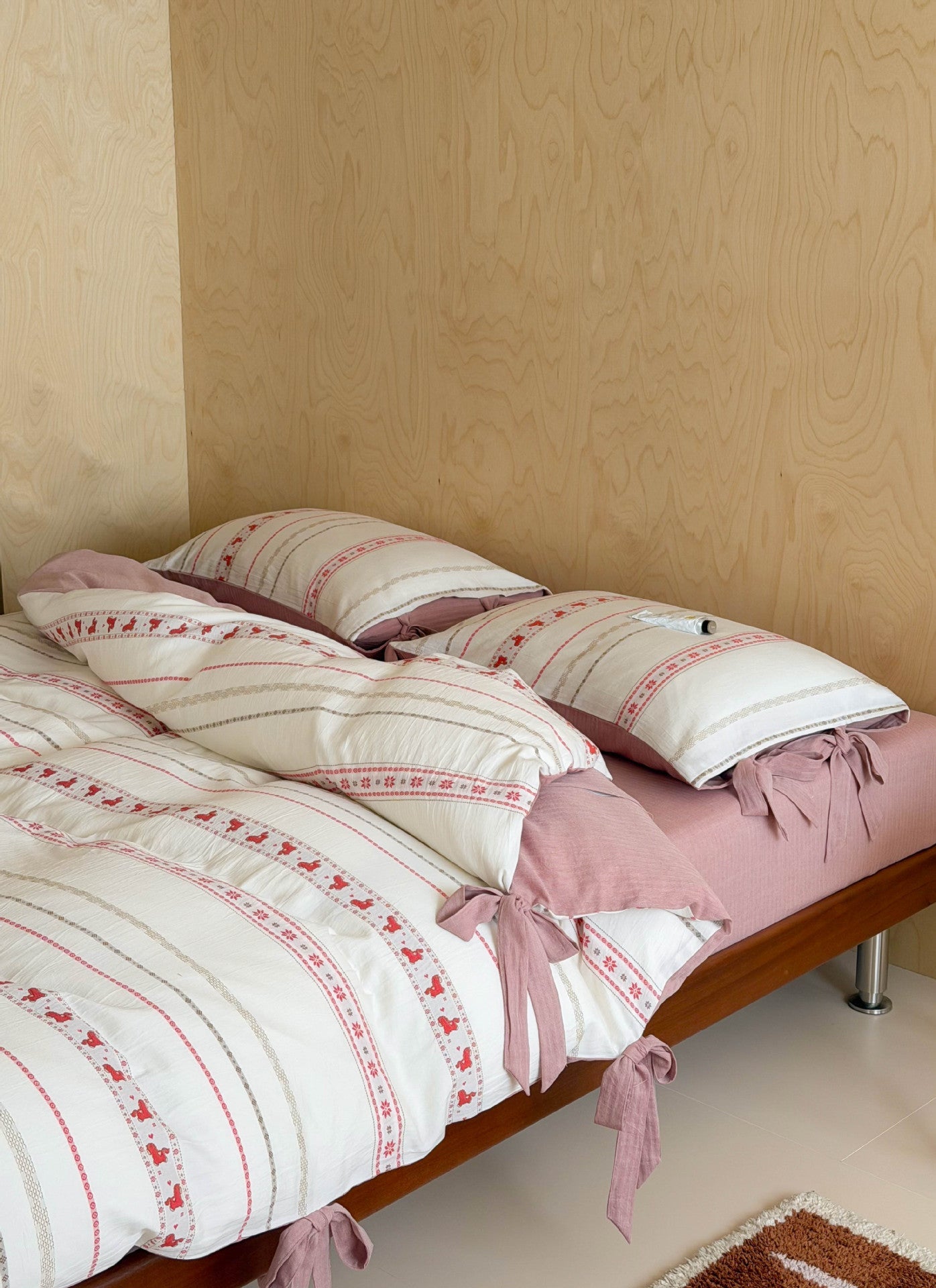 -Ever Lasting - Eliza Jacquard Bedding Set / Gray -Bedding Set -Ever Lasting