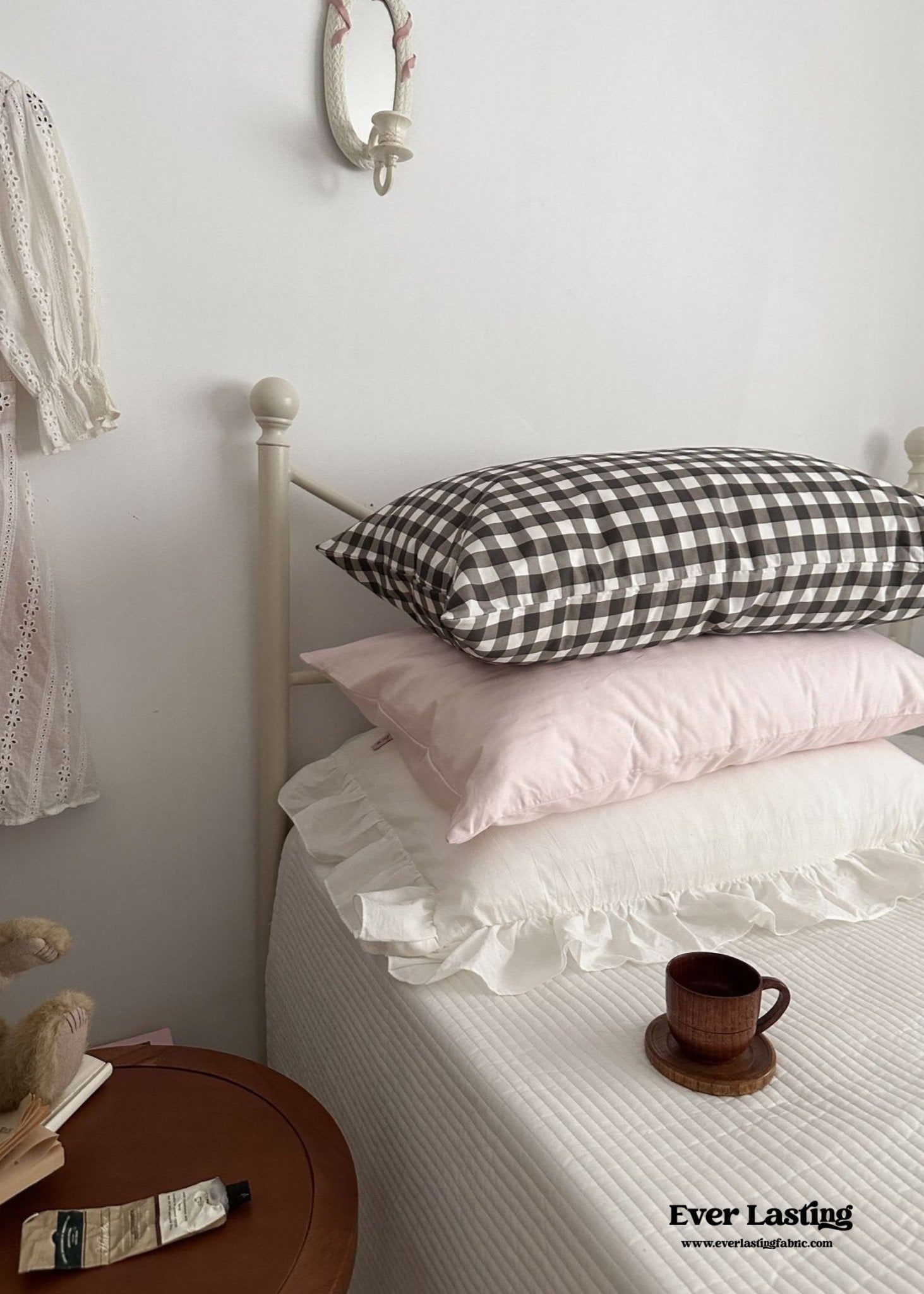 Ella Pure Cotton Pillowcases / Brown - Ever Lasting