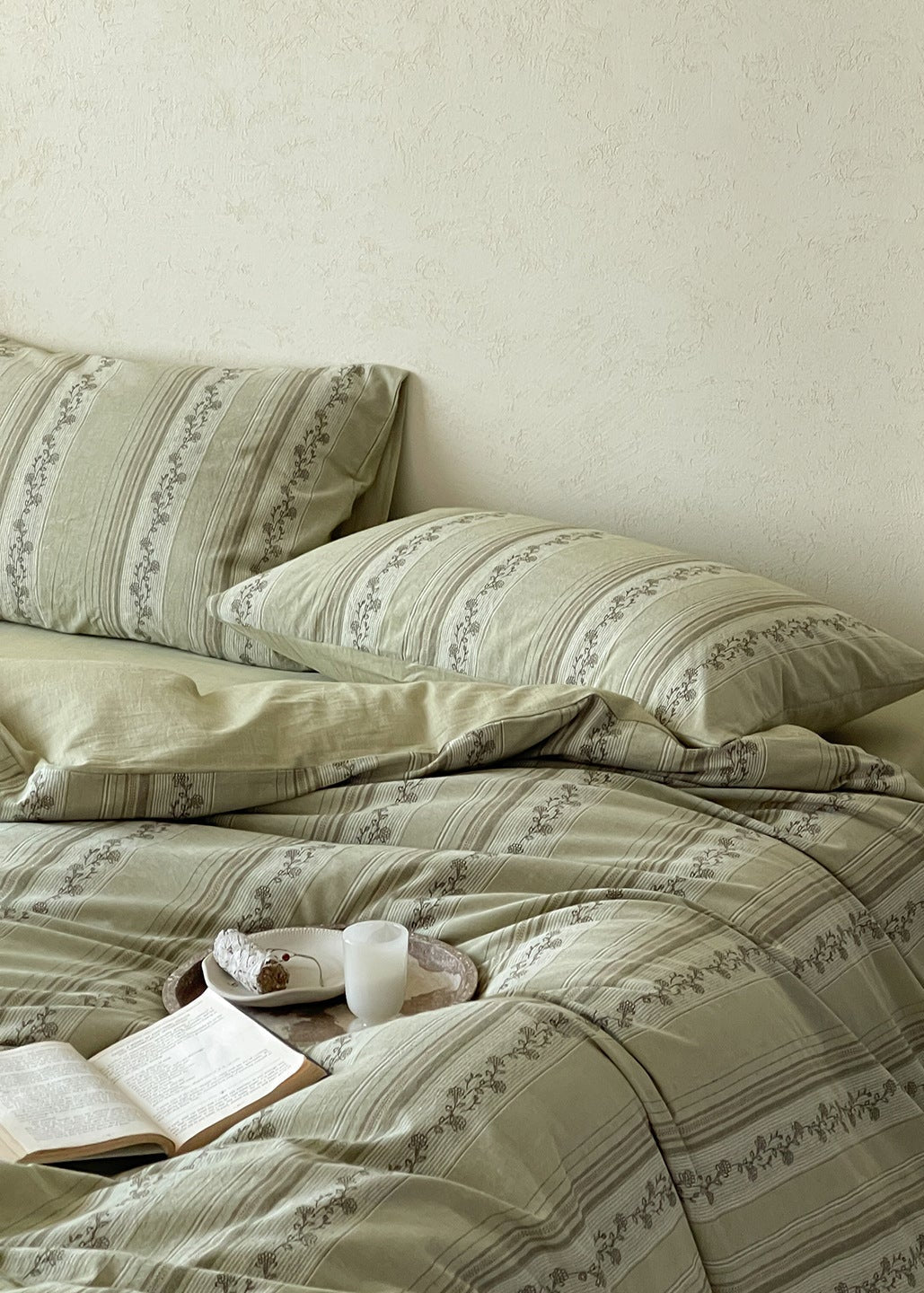 -Ever Lasting - Eloise Jacquard Bedding Set / Beige -Bedding Set -Ever Lasting