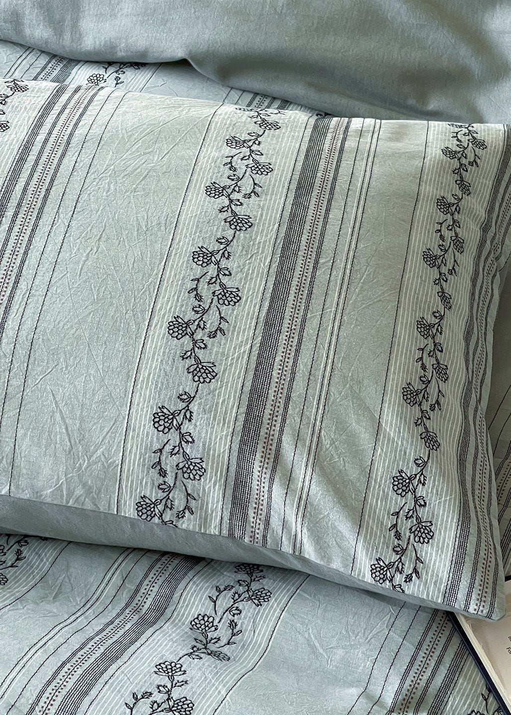 -Ever Lasting - Eloise Jacquard Bedding Set / Beige -Bedding Set -Ever Lasting