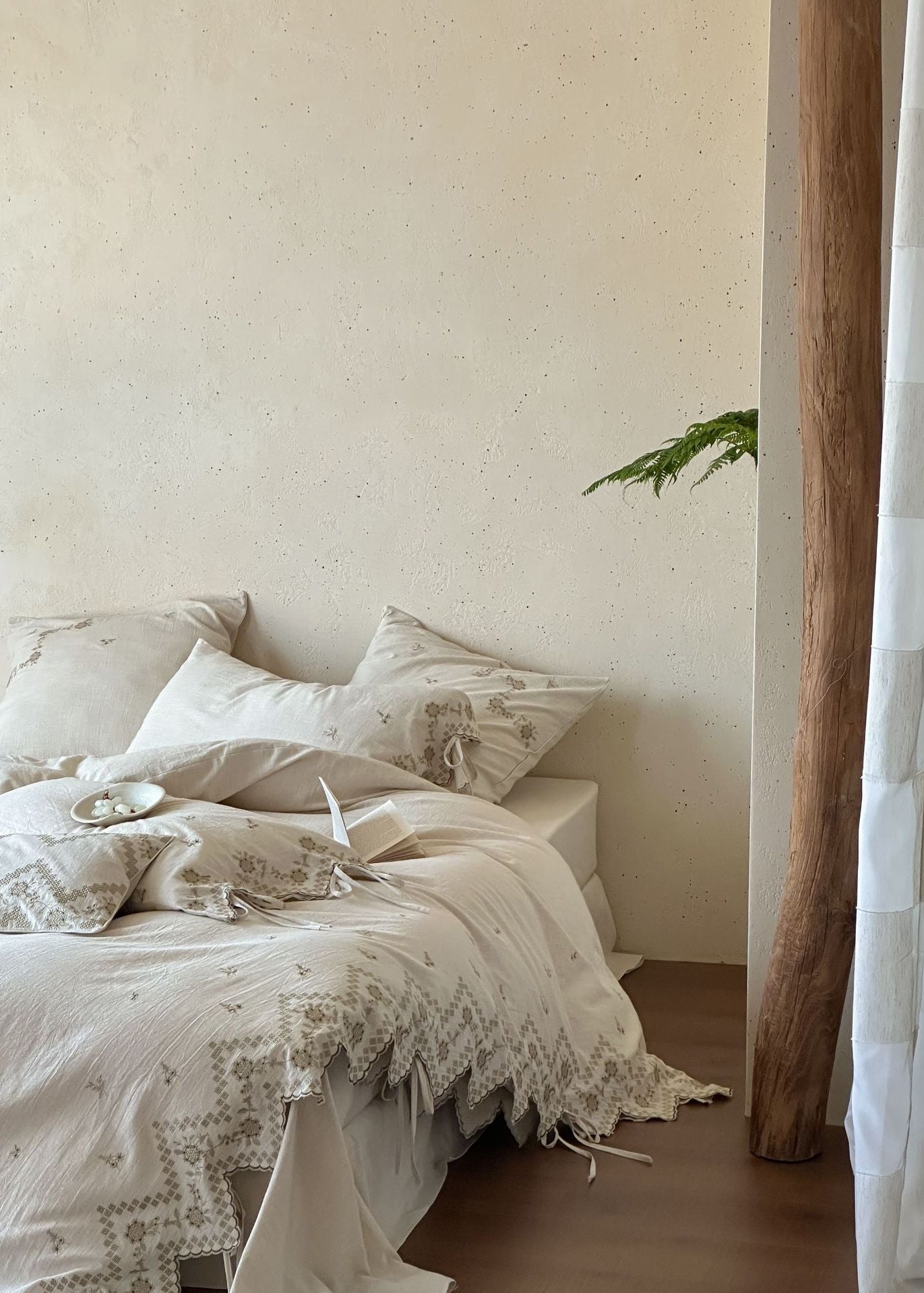 -Ever Lasting - Elsie Floral Bedding Set / White -Bedding Set -Ever Lasting