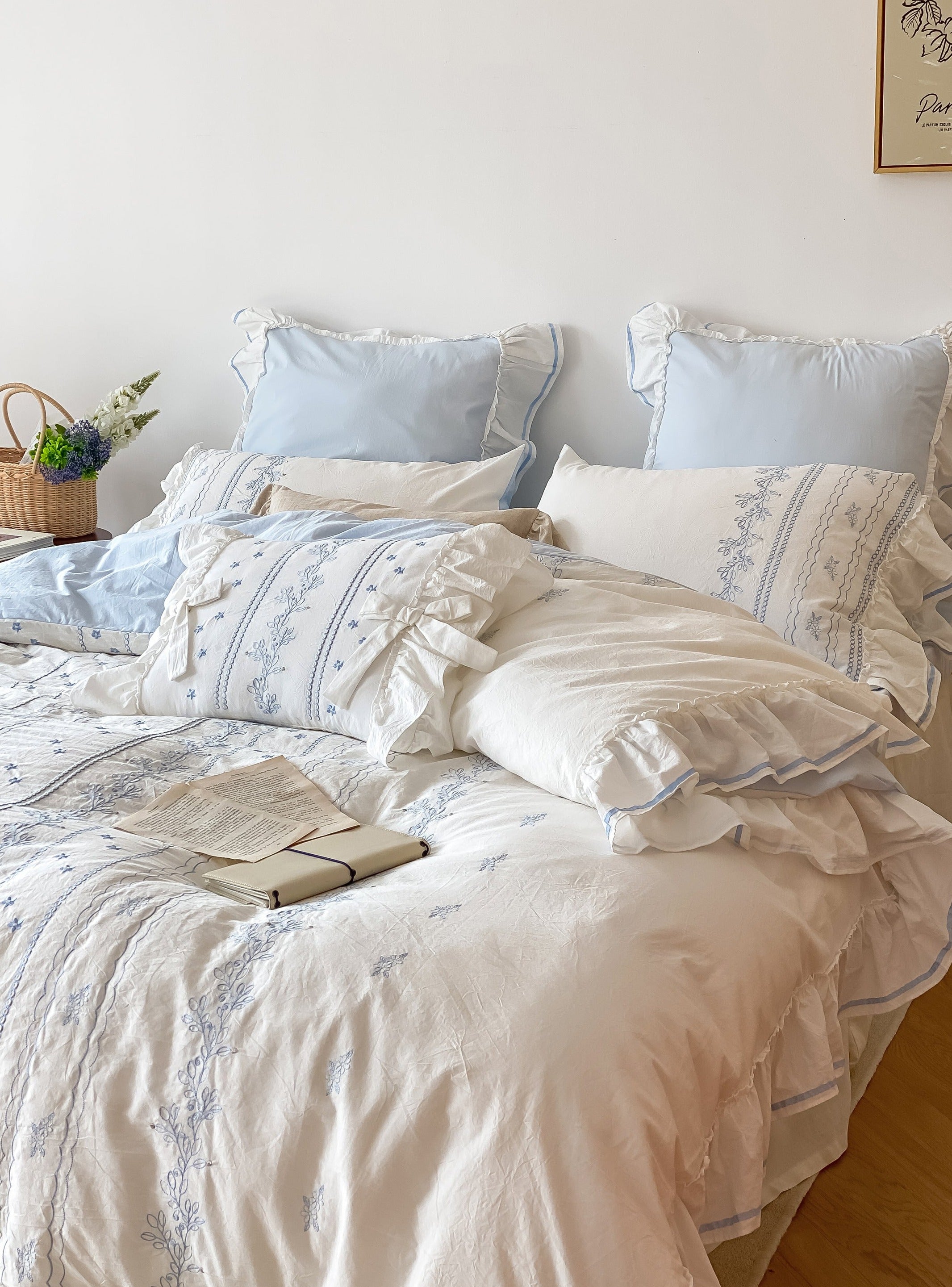 - Ever Lasting - Embroidered French Lace Ruffle Bedding Set / Blue - Bedding Set - Ever Lasting