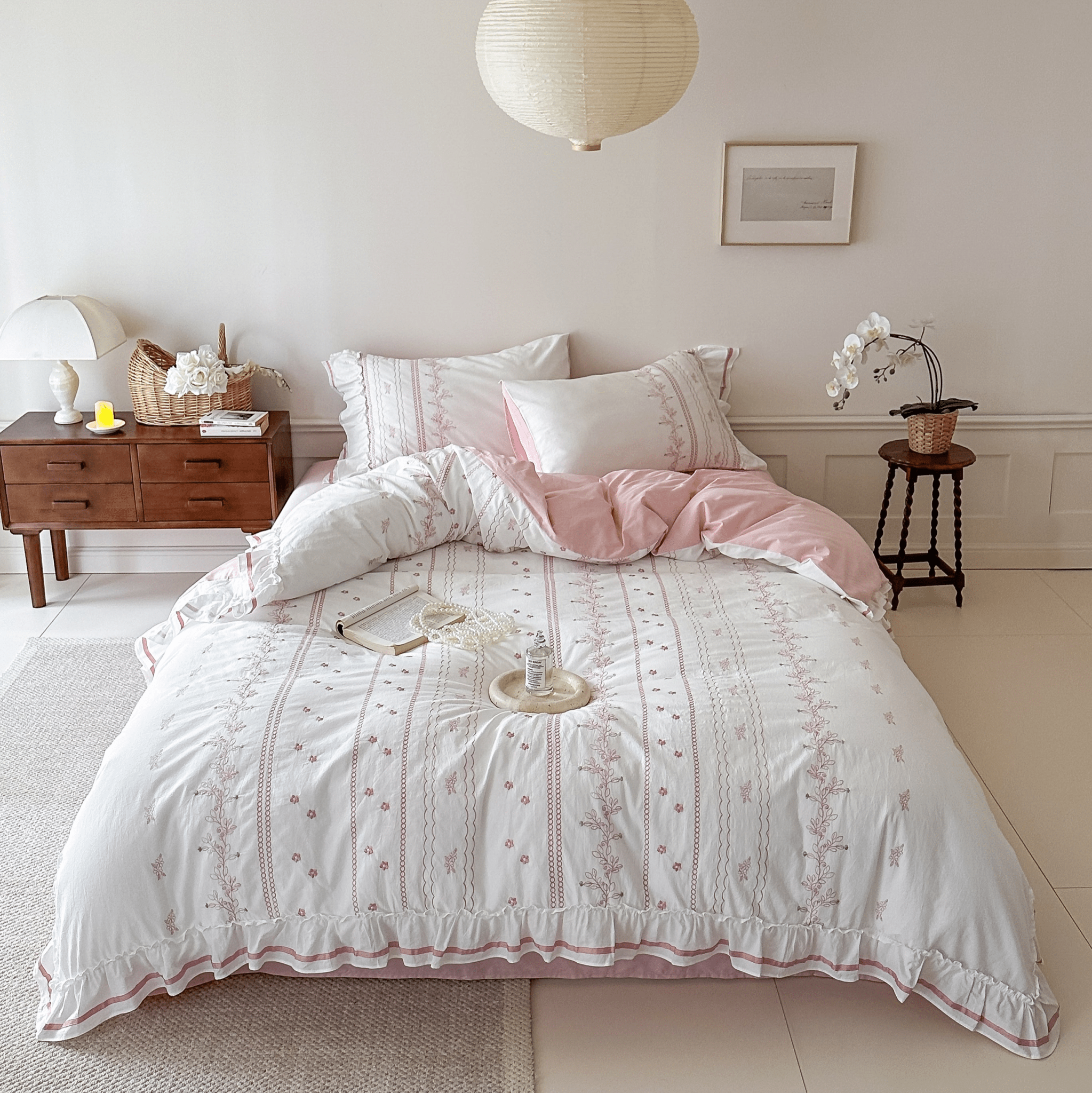 Embroidered French Lace Ruffle Bedding Set / Pink - Ever Lasting