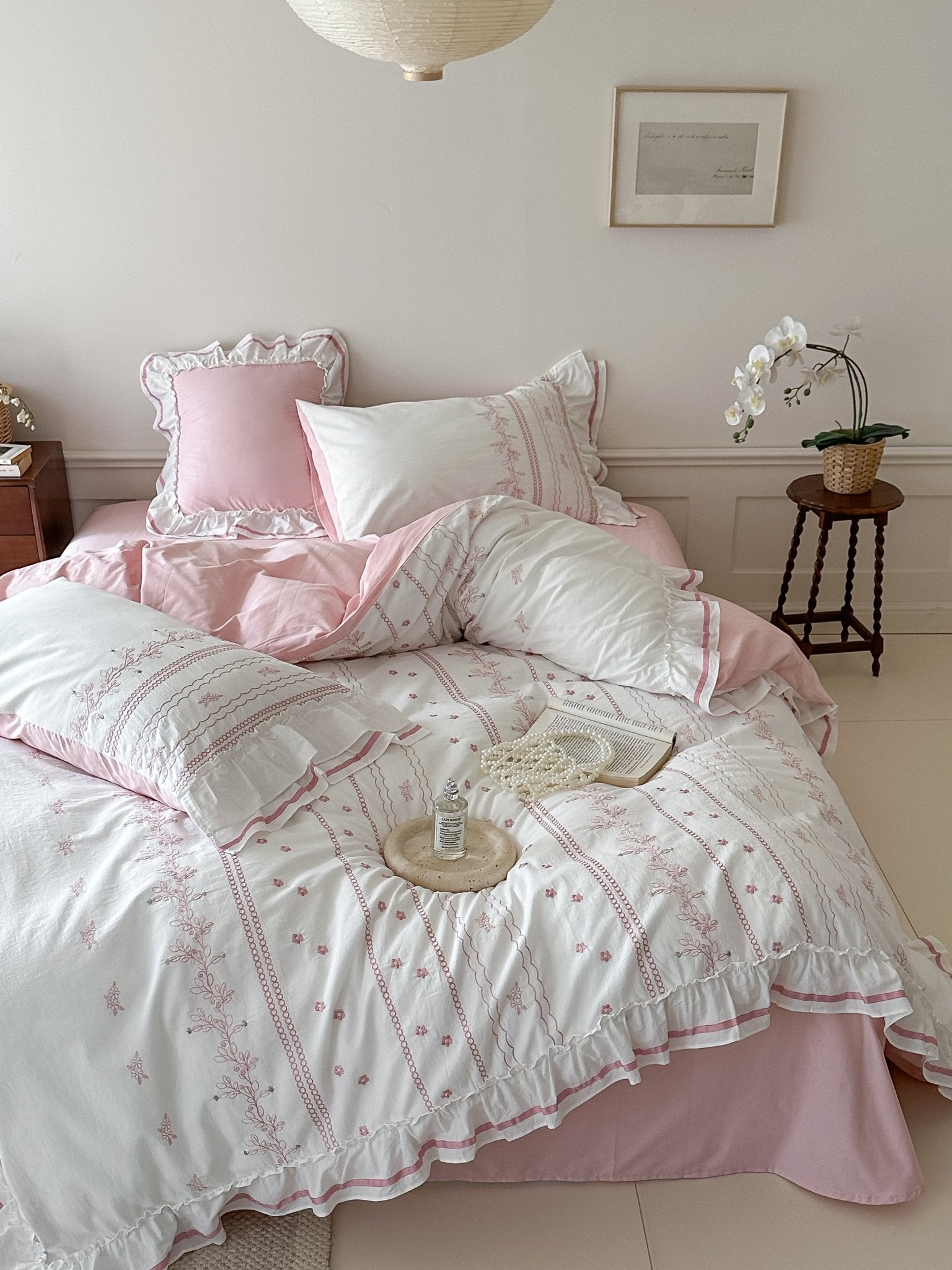 Embroidered French Lace Ruffle Bedding Set / Pink - Ever Lasting