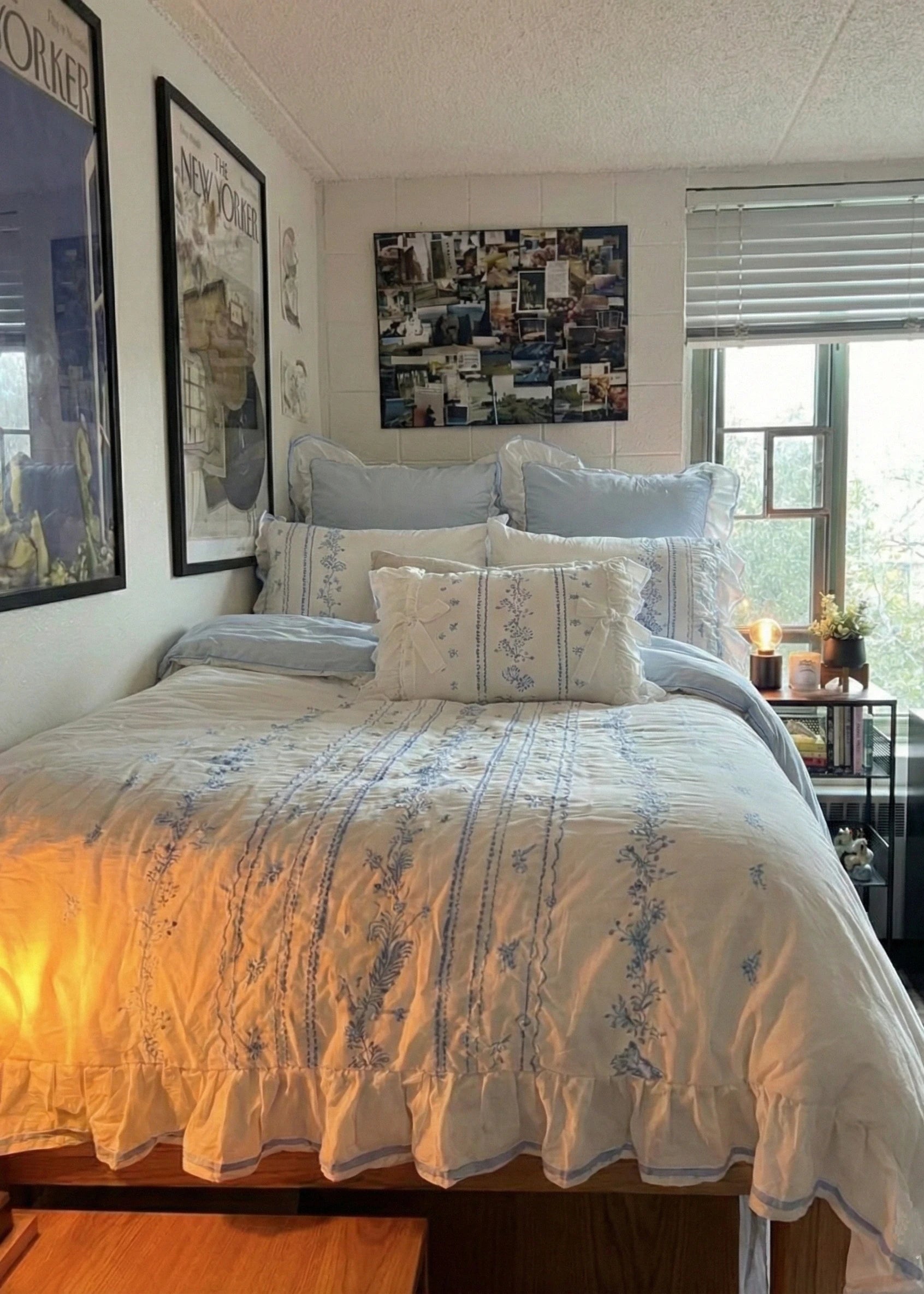 - Ever Lasting - Embroidered French Lace Ruffle Dorm Bedding Set / Blue - Bedding Set - Ever Lasting
