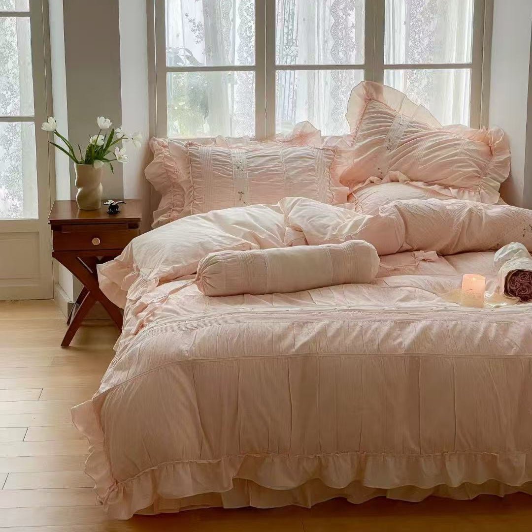 - Ever Lasting - Embroidered Lace Ruffle Bedding Set / Pink - Bedding Set - Ever Lasting