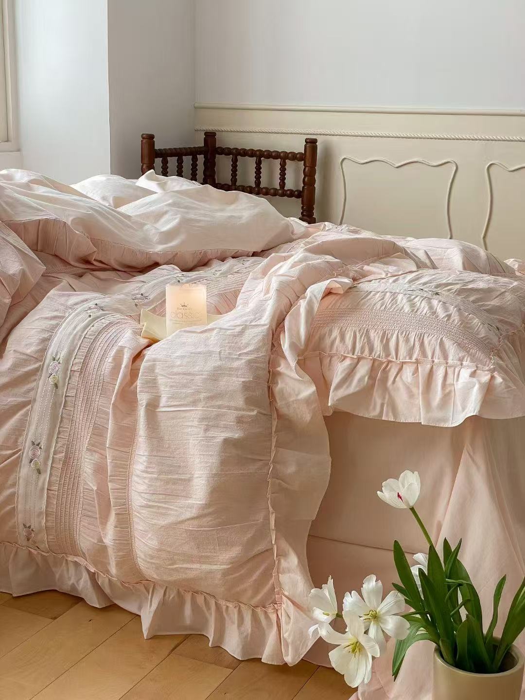 - Ever Lasting - Embroidered Lace Ruffle Bedding Set / Pink - Bedding Set - Ever Lasting