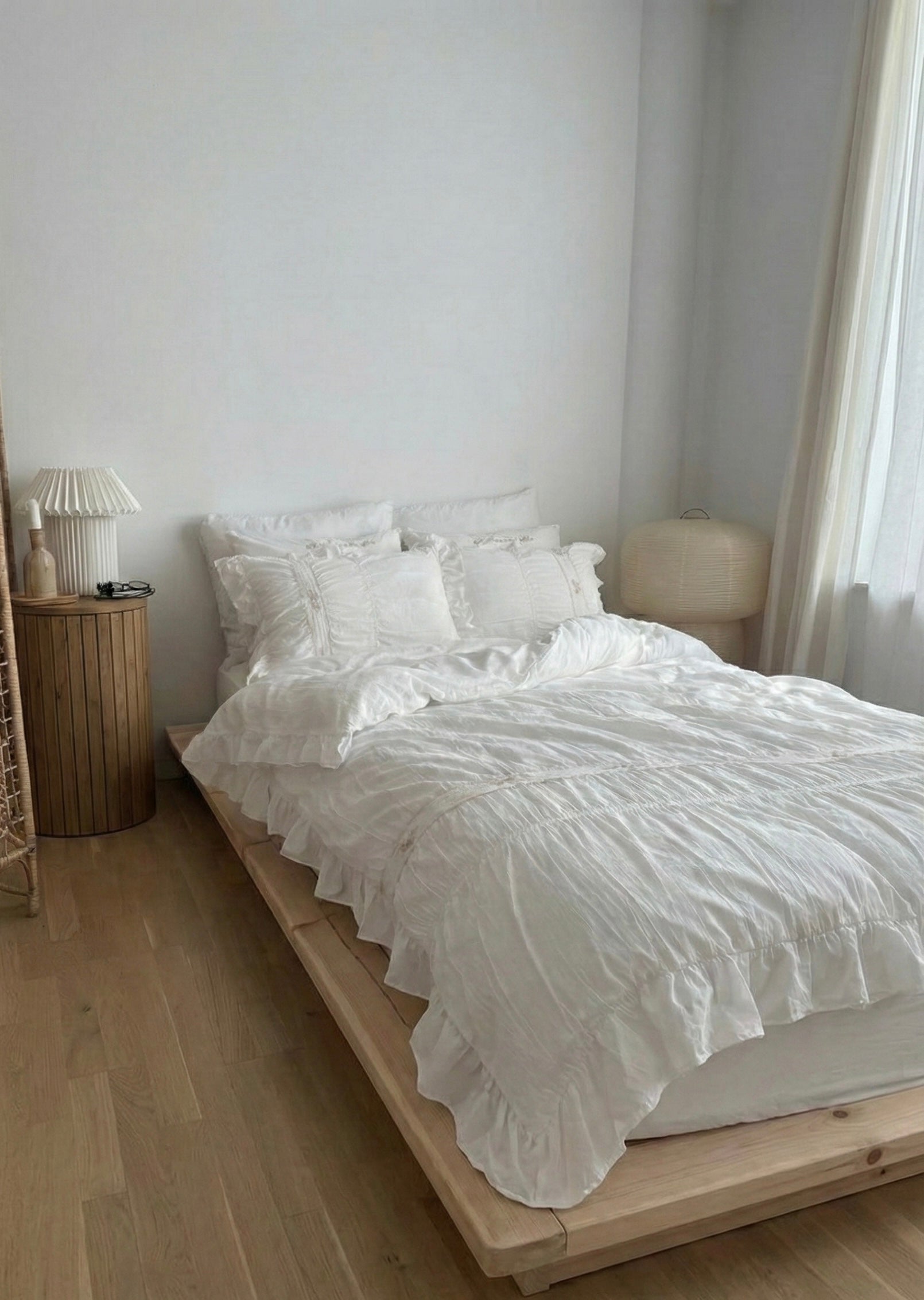 - Ever Lasting - Embroidered Lace Ruffle Small Room Bedding Set / White - Bedding Set - Ever Lasting