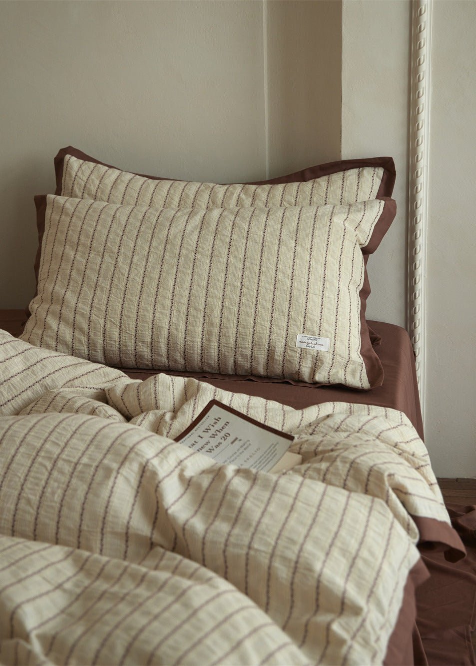 - Ever Lasting - Emery Jacquard Bedding Set / Green - Bedding Set - Ever Lasting