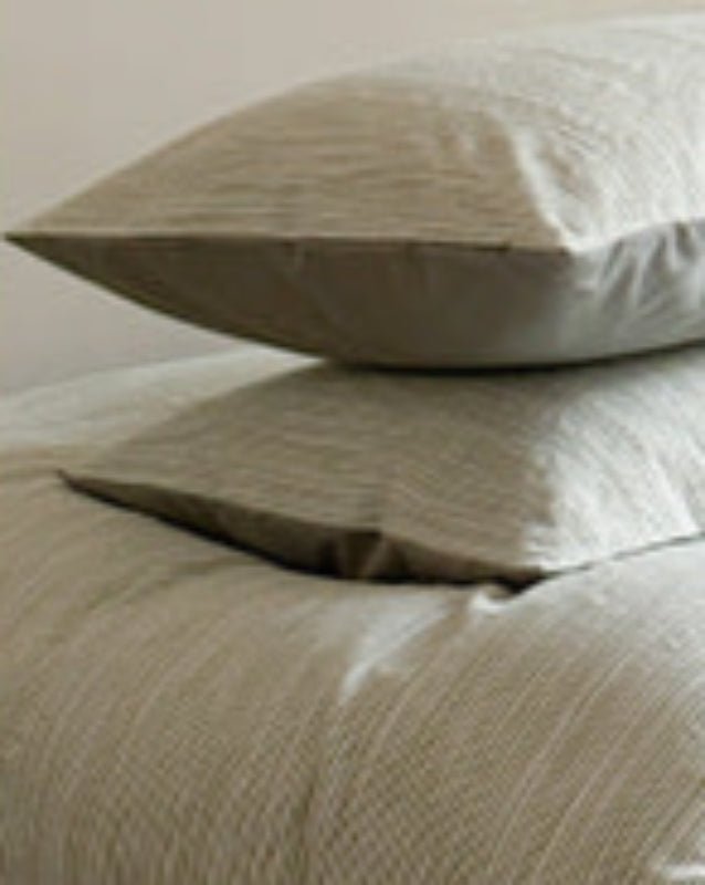 Emma Duo Striped Jacquard Bedding Set / Light Pink - Ever Lasting