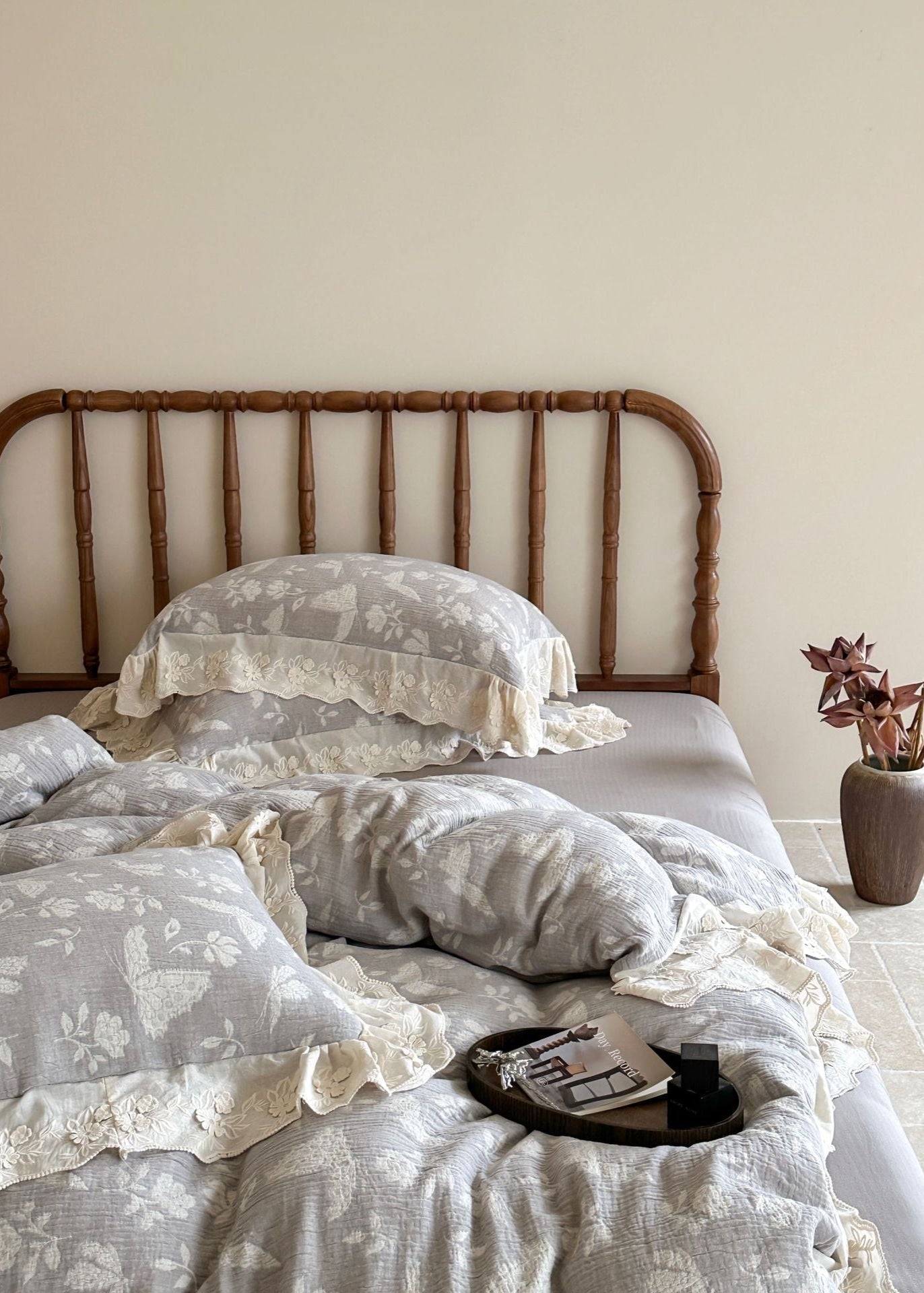 Emmeline Lace Ruffle Floral Bedding Set / Gray - Ever Lasting