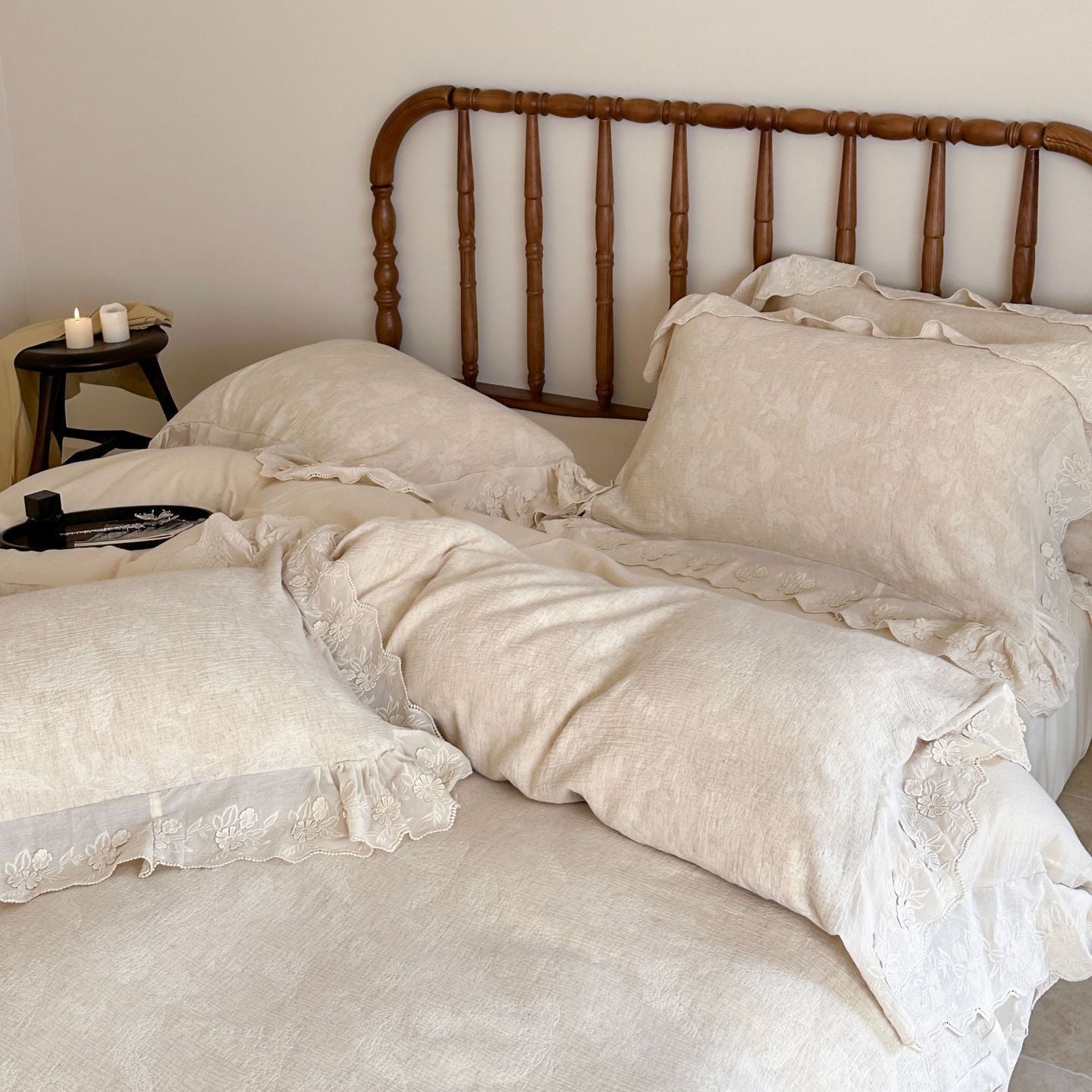 Emmeline Lace Ruffle Floral Bedding Set / Gray - Ever Lasting