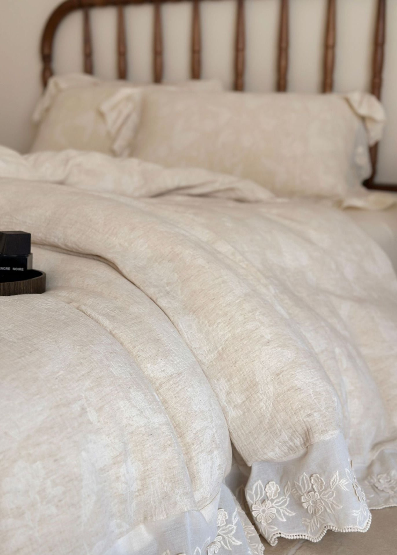 Emmeline Lace Ruffle Floral Bedding Set / Gray - Ever Lasting